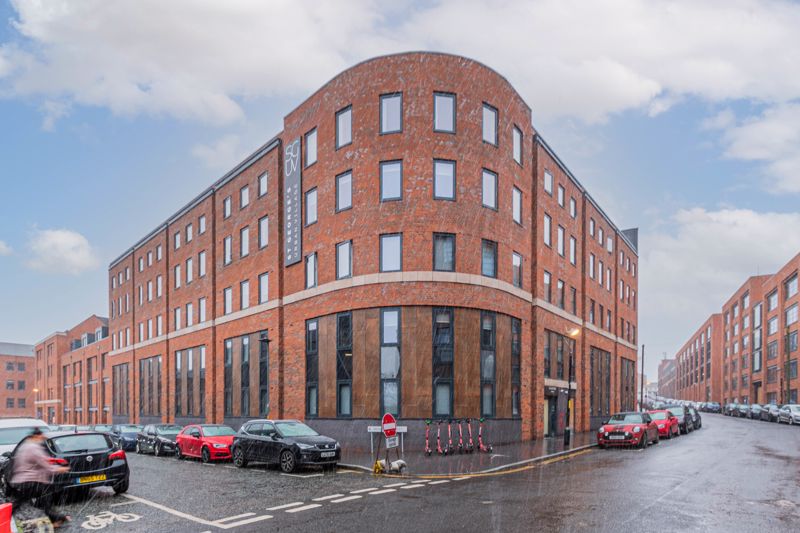 Selling With Tenants In Situ
<br/><br/>This modern, top-floor one bedroom apartment provides ideal city centre accommodation, benefitting from access to a resident’s gym, lift access, video intercom entry systems, and a kitchen with integrated appliances.
<br/><br/>In brief, the property comprises of the following: a large open-plan living space positioned to the front of the building comprising of a modern kitchen with electric four-ring gas hob, integrated dishwasher, washing machine, and fridge freezer. A double bedroom with built-in wardrobe, and a modern bathroom. The property also benefits from ample built-in storage throughout, benefitting from access to a storage cupboard and boiler cupboard.
<br/><br/>Albion House is a major residential development in Birmingham's vibrant Jewellery Quarter, set within the new St George's Urban Village scheme. Positioned on the top floor, the apartment benefits from far-reaching views.
<br/><br/>The Jewellery Quarter is a designated conservation area and proposed World Heritage Site and is already a prestigious and highly desired part of Birmingham. It is only a short distance to all that Birmingham City Centre has to offer. The development's prime location within walking distance to the Professional Banking District and Central Business District will also be a draw for prospective tenants.
