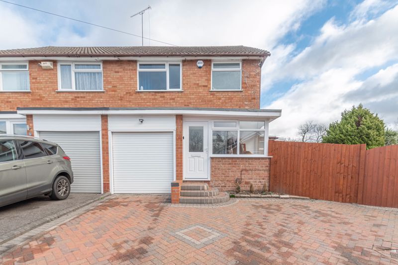 3 bed house for sale in Little Acre, Redditch, B97 