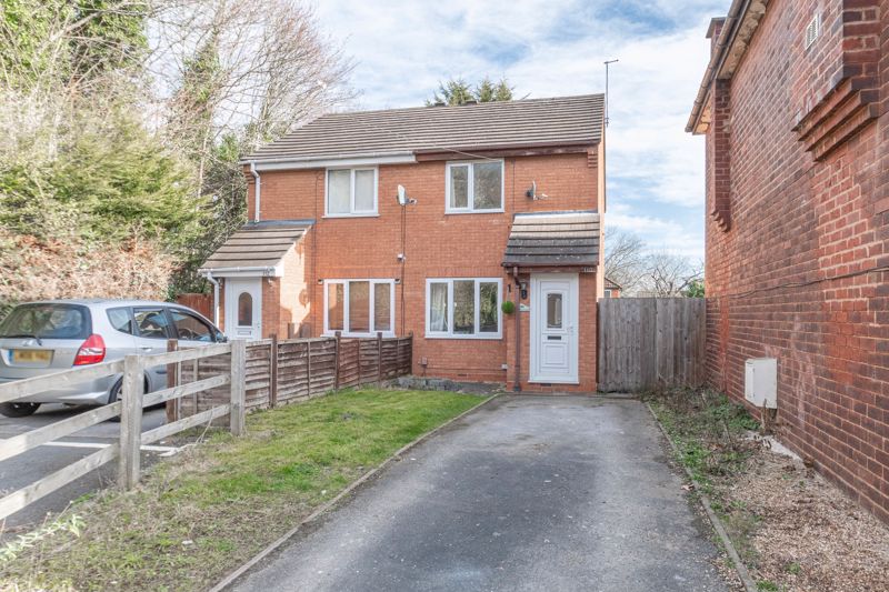2 bed house for sale in Prospect Road North, Redditch, B98 