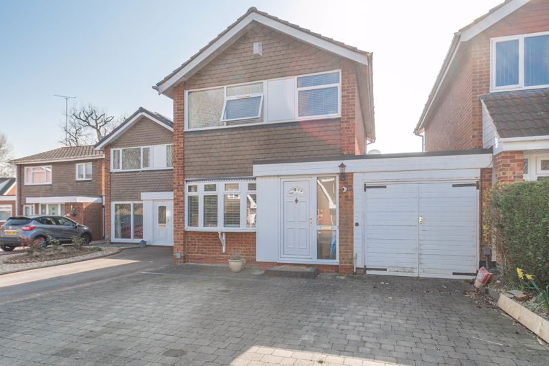 3 bed house for sale in Charlecote Close, Redditch, B98 