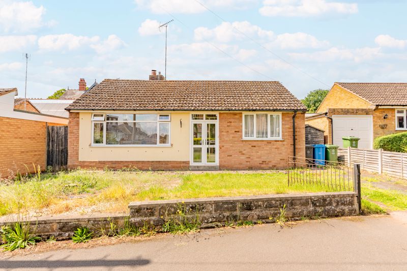 2 bed bungalow for sale in Silver Birch Drive, Stourbridge, DY7 