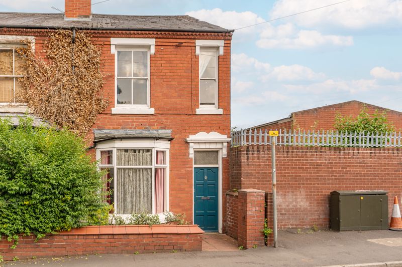 2 bed house for sale in Union Street, Stourbridge - Property Image 1