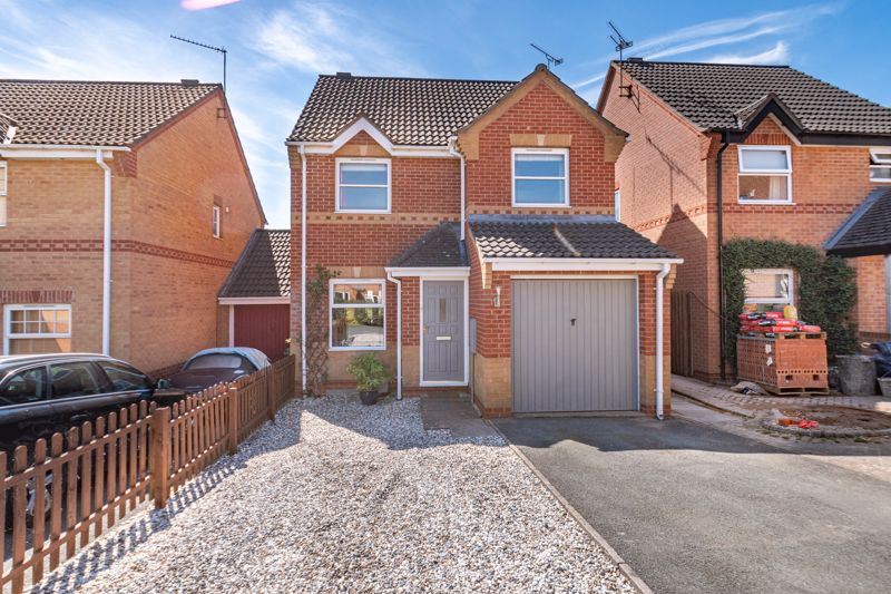 3 bed house for sale in Congleton Close, Redditch, B97 