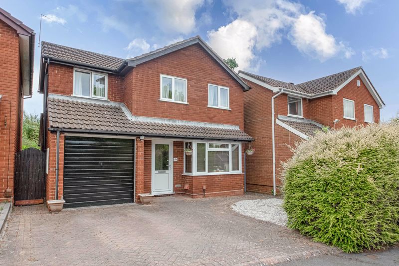 4 bed house for sale in Jersey Close, Redditch, B98 