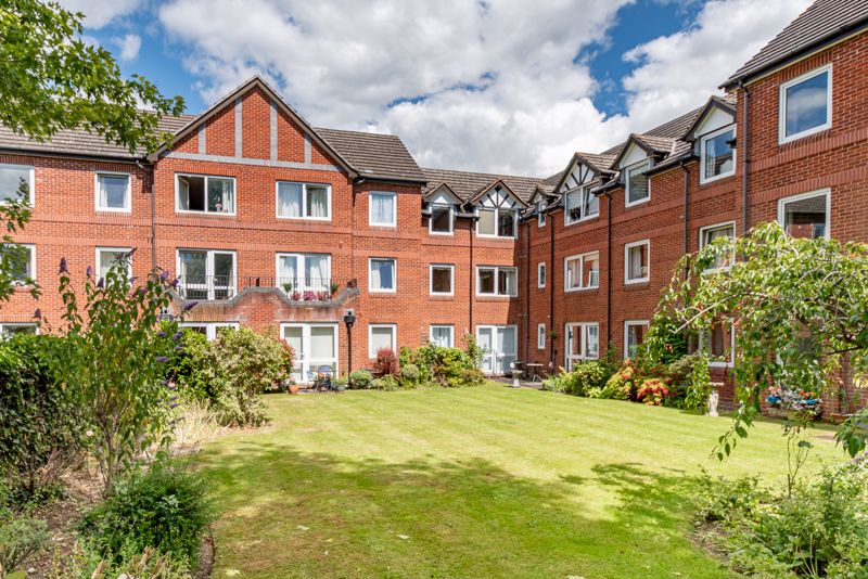 1 bed flat for sale in Ednall Lane, Bromsgrove, B60 