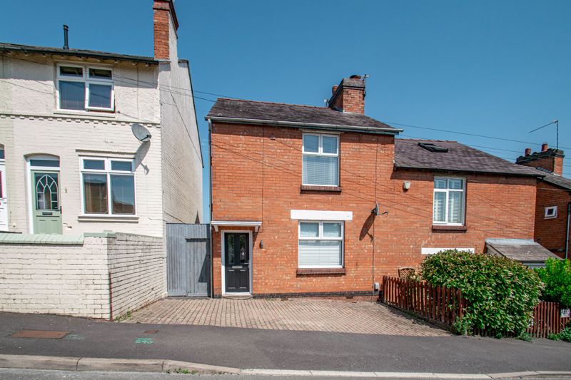 3 bed house for sale in Parsons Road, Redditch 0