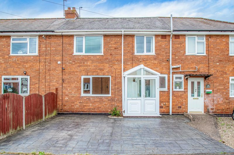 Whether you’re a first time buyer looking for your home for next 5 to 10 years, have a young family and need some more space, or are looking to downsize to the home you’ll spend the rest of your life in, this charming terraced property in Bromsgrove could be just what you’re looking for.
Not only does this spacious home offer views of the stunning local church from the rear, it’s within walking distance of local shops and schools, including Bromsgrove’s thriving High Street, and the soon-to-be-completed £4million retail park, but is far enough away so that you haven’t got to worry about the road noise. You’ll also be within a few minutes drive of the M42 and M5 motorways, meaning commutes or trips around the country can be made without the hassle.If that hasn't already got you picturing yourself here, you’re going to want to book a viewing to truly appreciate all the benefits this home could offer you. Starting from the front of the property, there’s a wide drive with plenty of parking for 2 cars, and the external porch adds that valuable space and storage that so many homes are crying out for. Step inside to the entrance hall and you’ll find a complete ground floor W.C. to your right, and the lounge to your left, complete with gas fireplace - perfect for the cold winter nights - and plenty of room for all of your furniture.
Down the hall, the kitchen will capture the heart of any budding chef or dinner party host, with a double range cooker and 8 gas ring hob sitting pride of place in this modern and tastefully designed space. There’s room for all your appliances too, including an American fridge freezer and dishwasher, and plenty of work surfaces to suit all your needs as well.
To the rear of the kitchen, accessible via high-quality French doors, is a beautiful conservatory which can function as a dining room and sitting room, and comfortably host a party of 8 without any bother. Complete with heating, you can use this room all year round too!
Head out into the garden and you’ll discover a picturesque rear patio and path which leads down to a shed and separate home office, complete with mains power, so you can sneak off and get your work done without fear of being distracted.
Upstairs you’ll find 3 great sized double bedrooms with plenty of space for additional furniture, a surprisingly wide landing area, and a recently renovated shower room. 