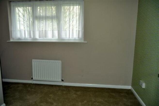 3 bed house to rent in Moat Drive, Halesowen 4