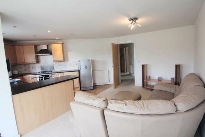 2 bed apartment to rent in Madison Avenue, Brierley Hill 2