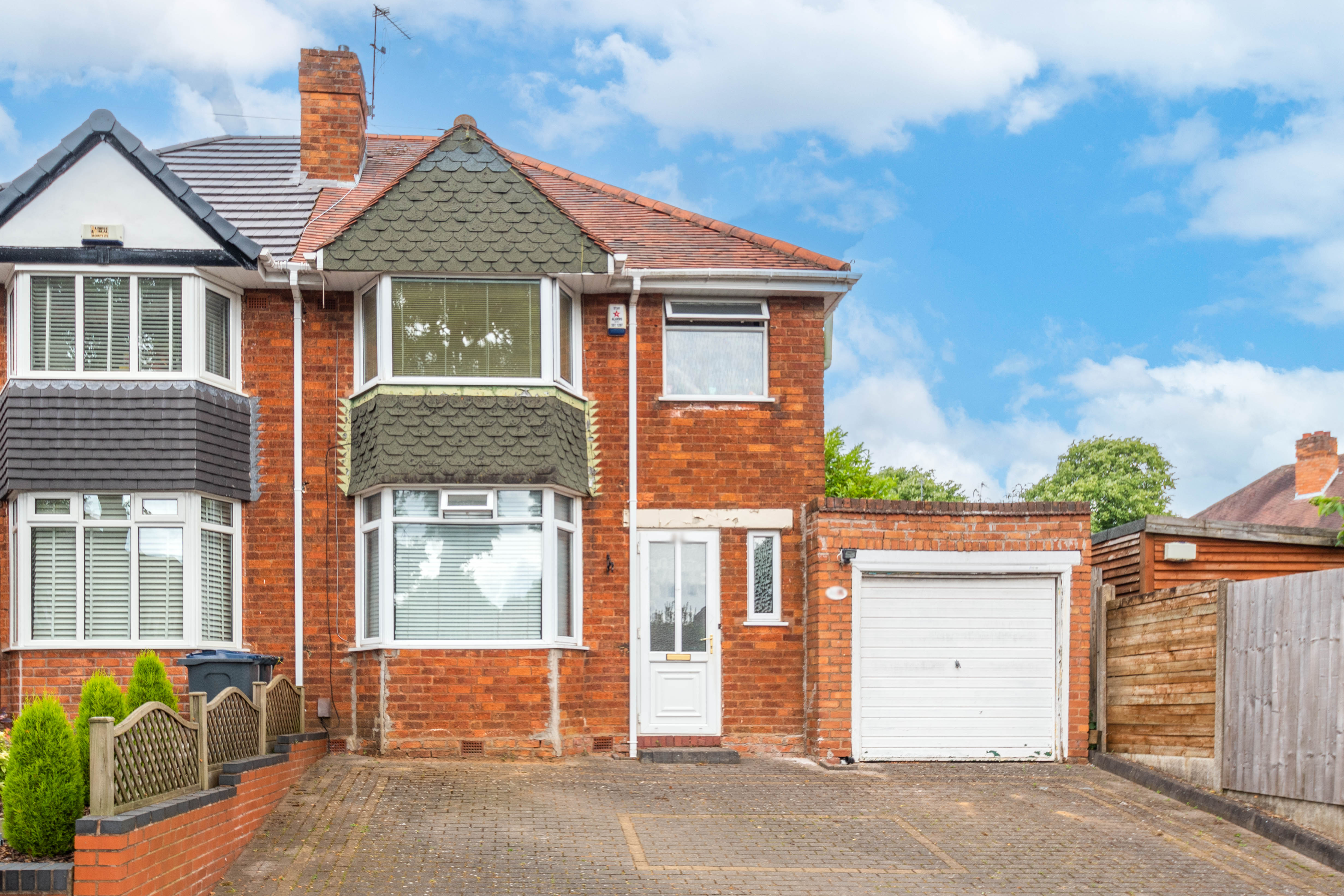 3 bed house for sale in Wilmington Road, Quinton - Property Image 1