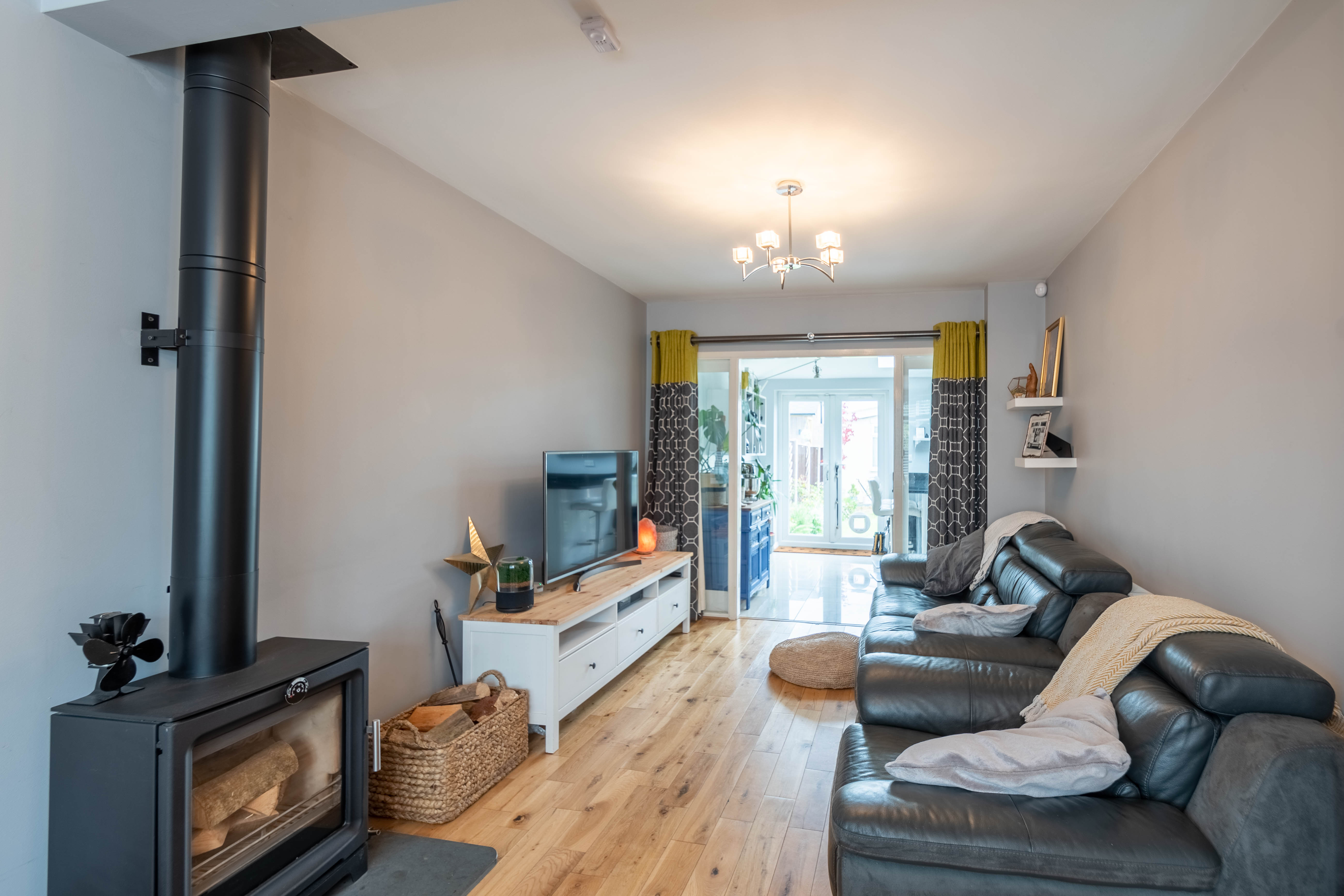 3 bed house for sale in Irwin Avenue, Rednal 3