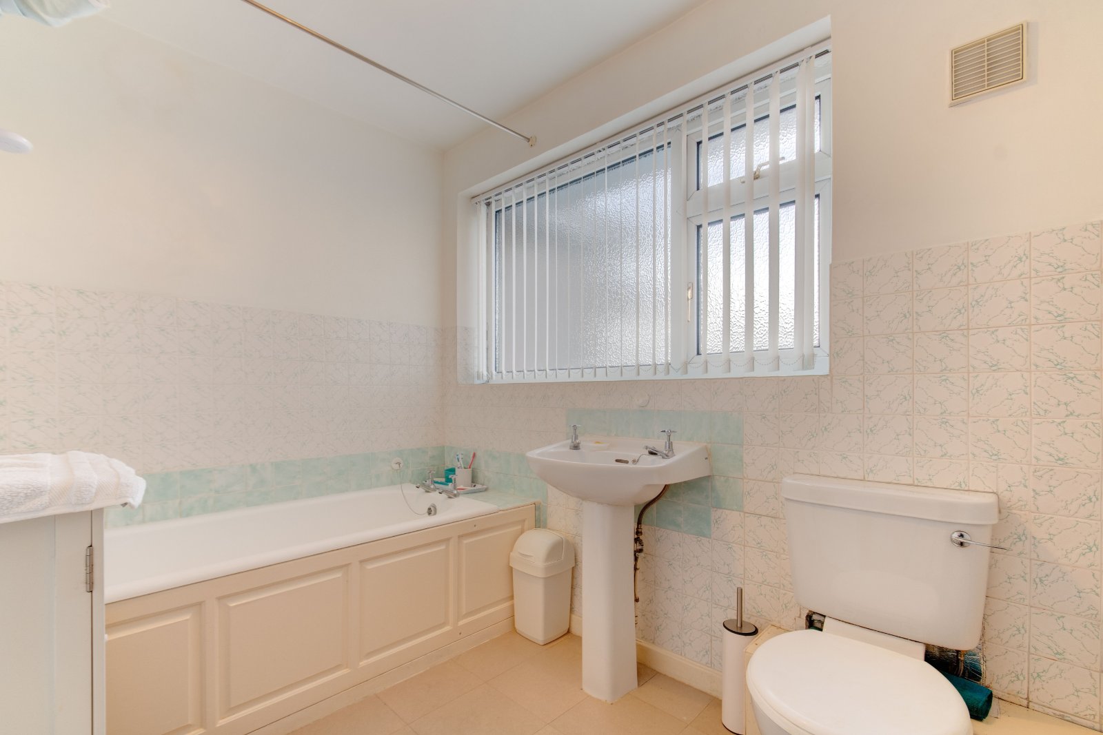 3 bed house for sale in Gibbs Hill Road, Birmingham 10