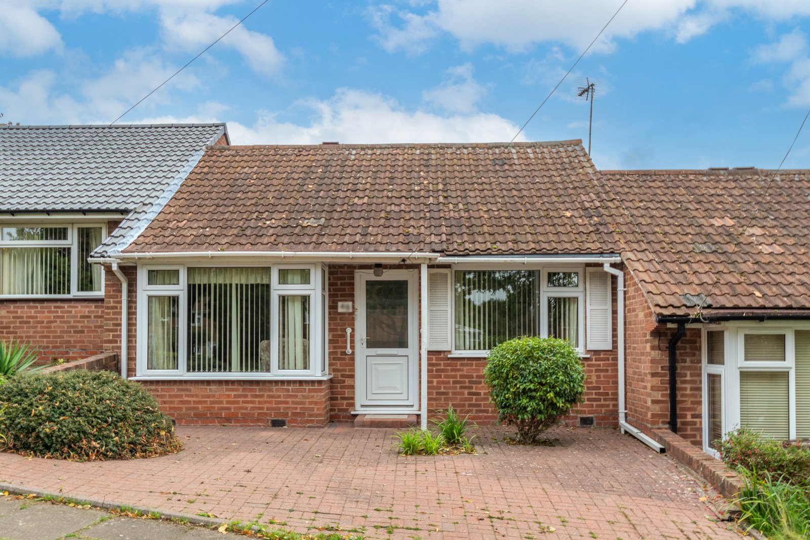 2 bed bungalow for sale in Long Leasow, Birmingham  - Property Image 1