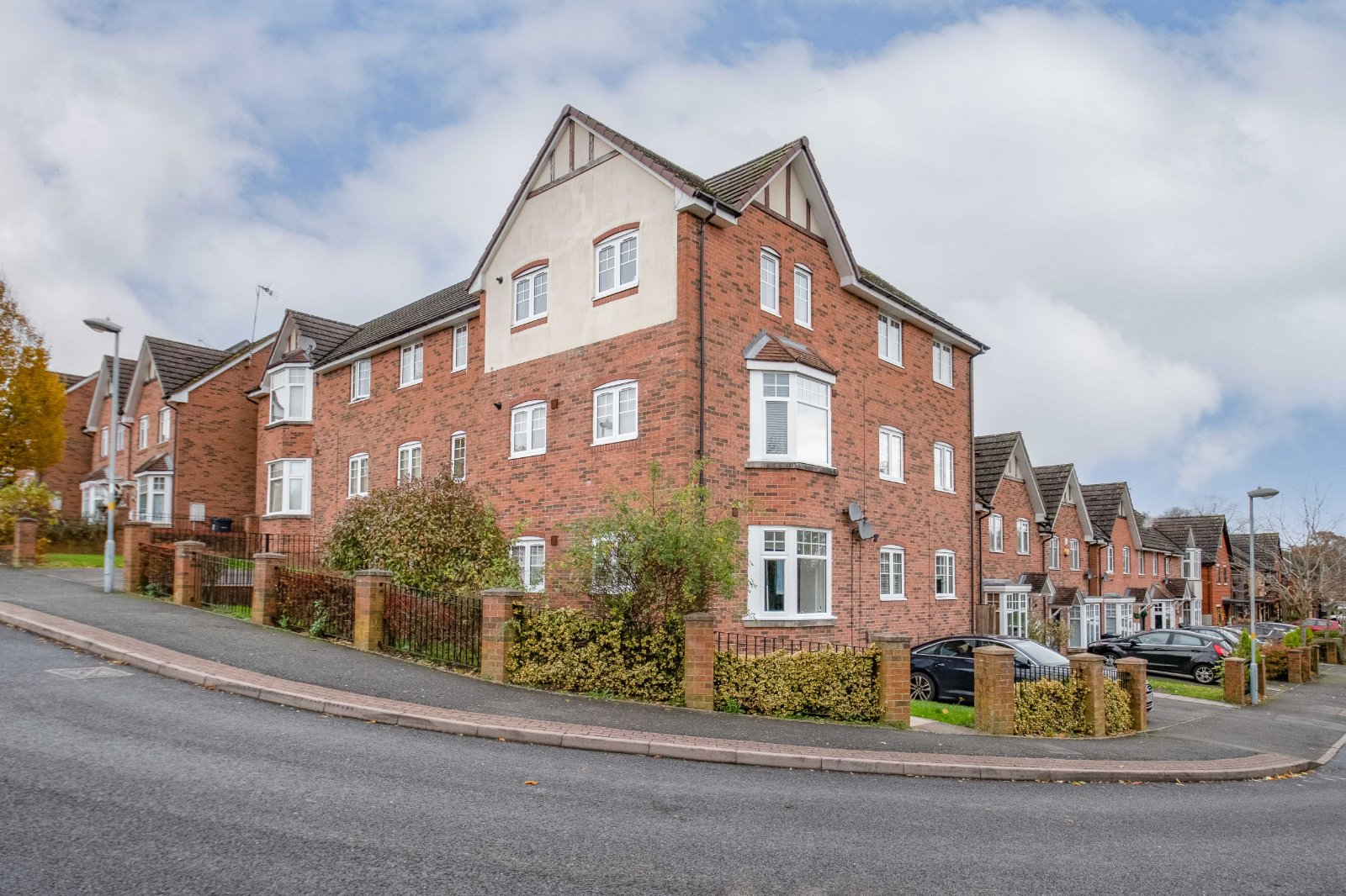 2 bed apartment for sale in Rhayader Road, Birmingham  - Property Image 1