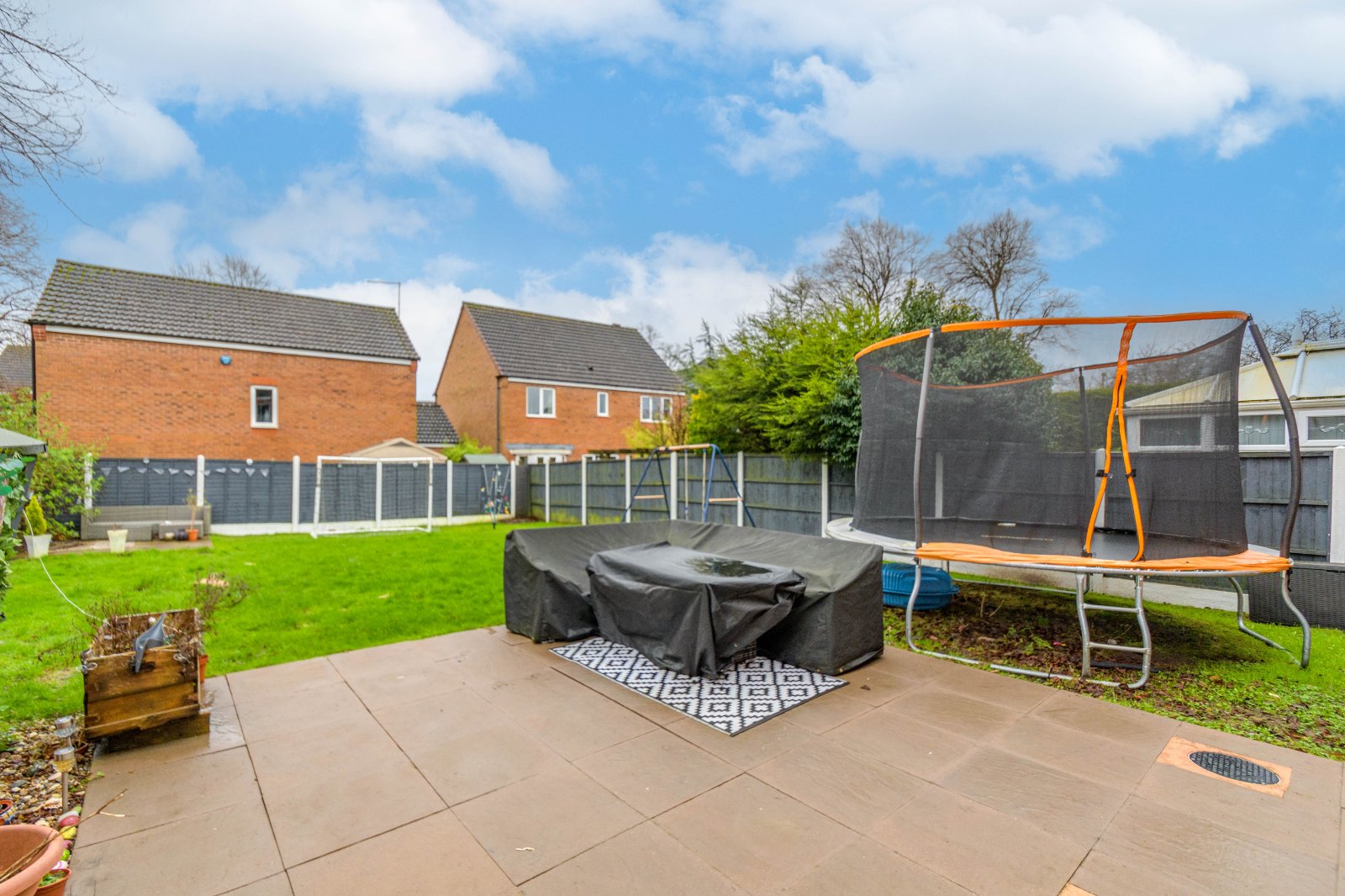 4 bed house for sale in Elm Drive, Northfield  - Property Image 12