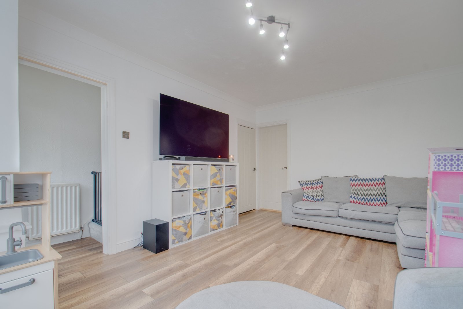 2 bed house for sale in Rednal Road, Birmingham  - Property Image 3