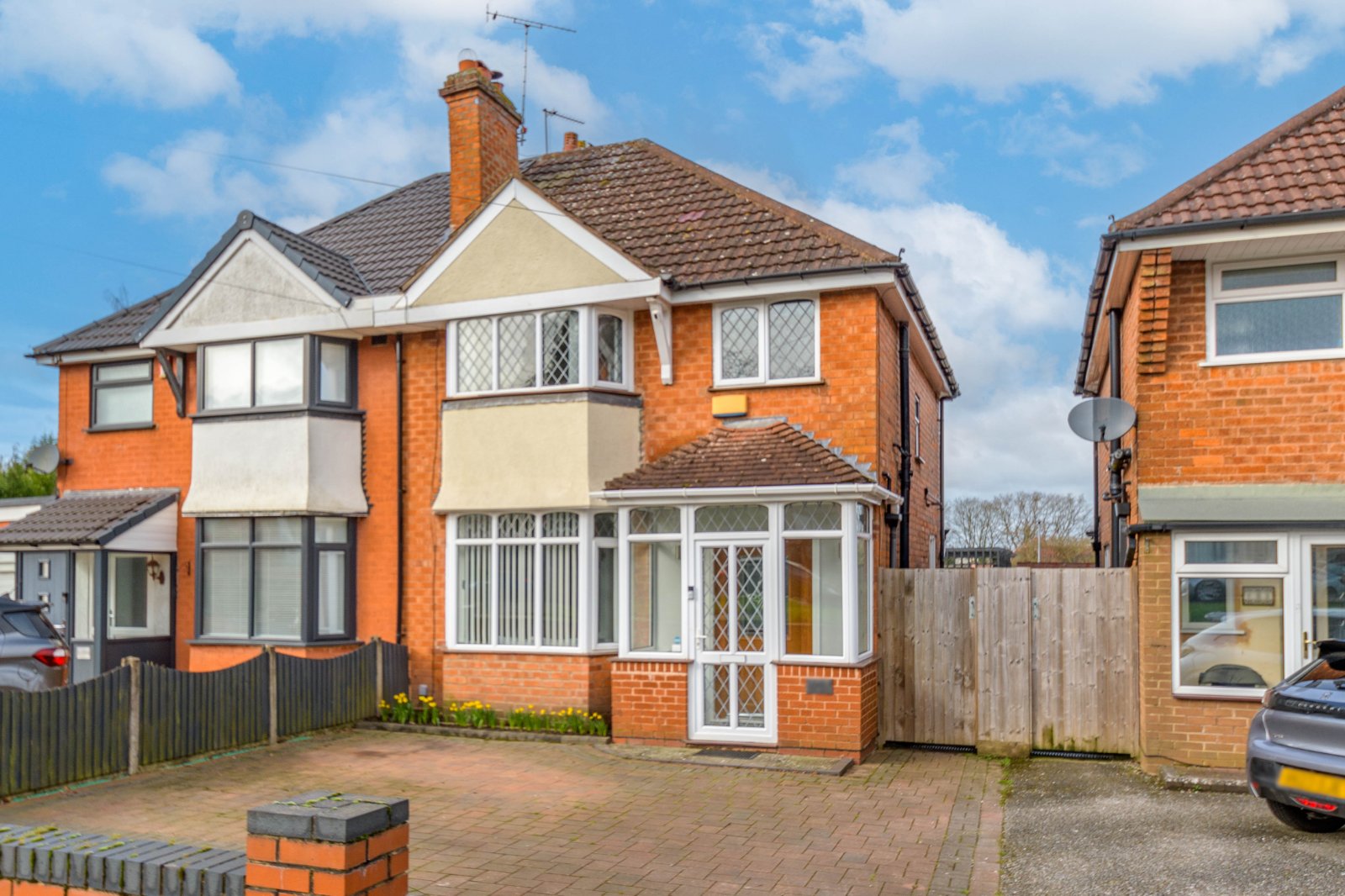 3 bed house for sale in Groveley Lane, Birmingham - Property Image 1