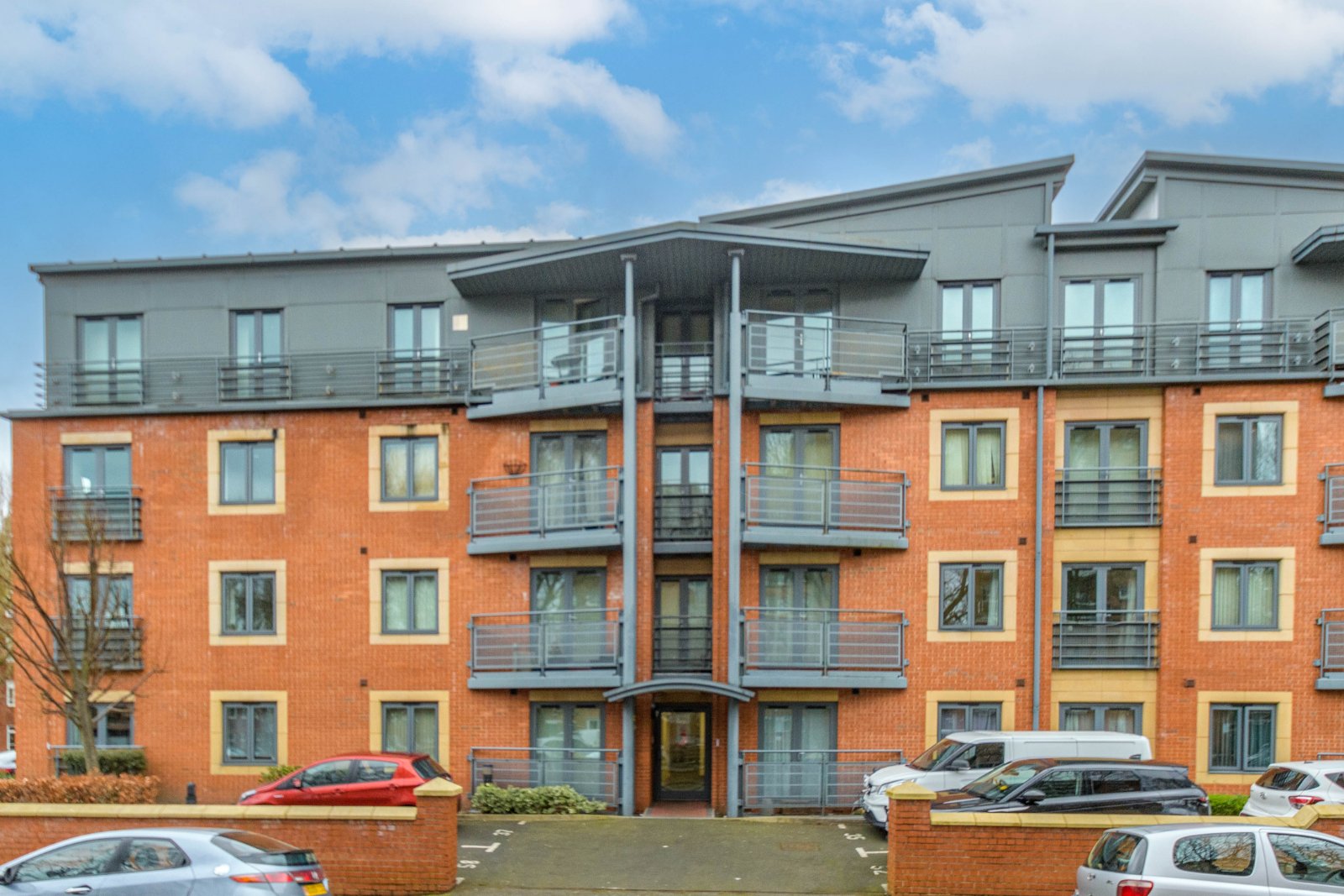 2 bed apartment for sale in Manor Road, Edgbaston - Property Image 1