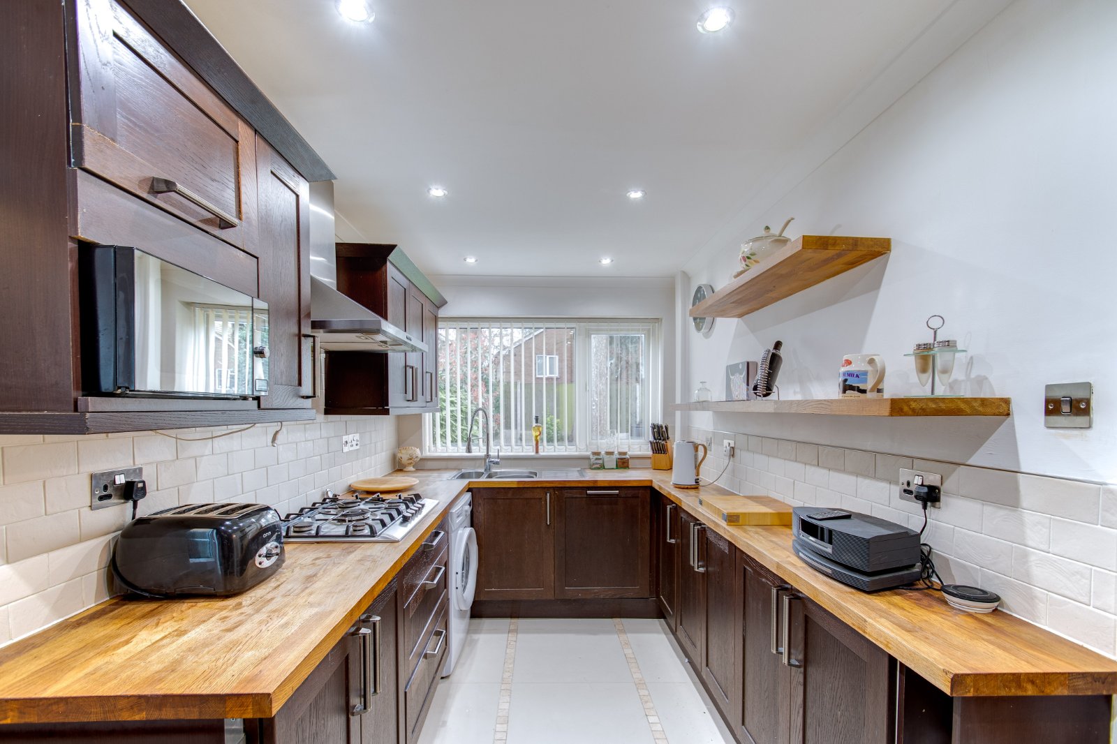 3 bed house for sale in Pineview, Birmingham  - Property Image 2