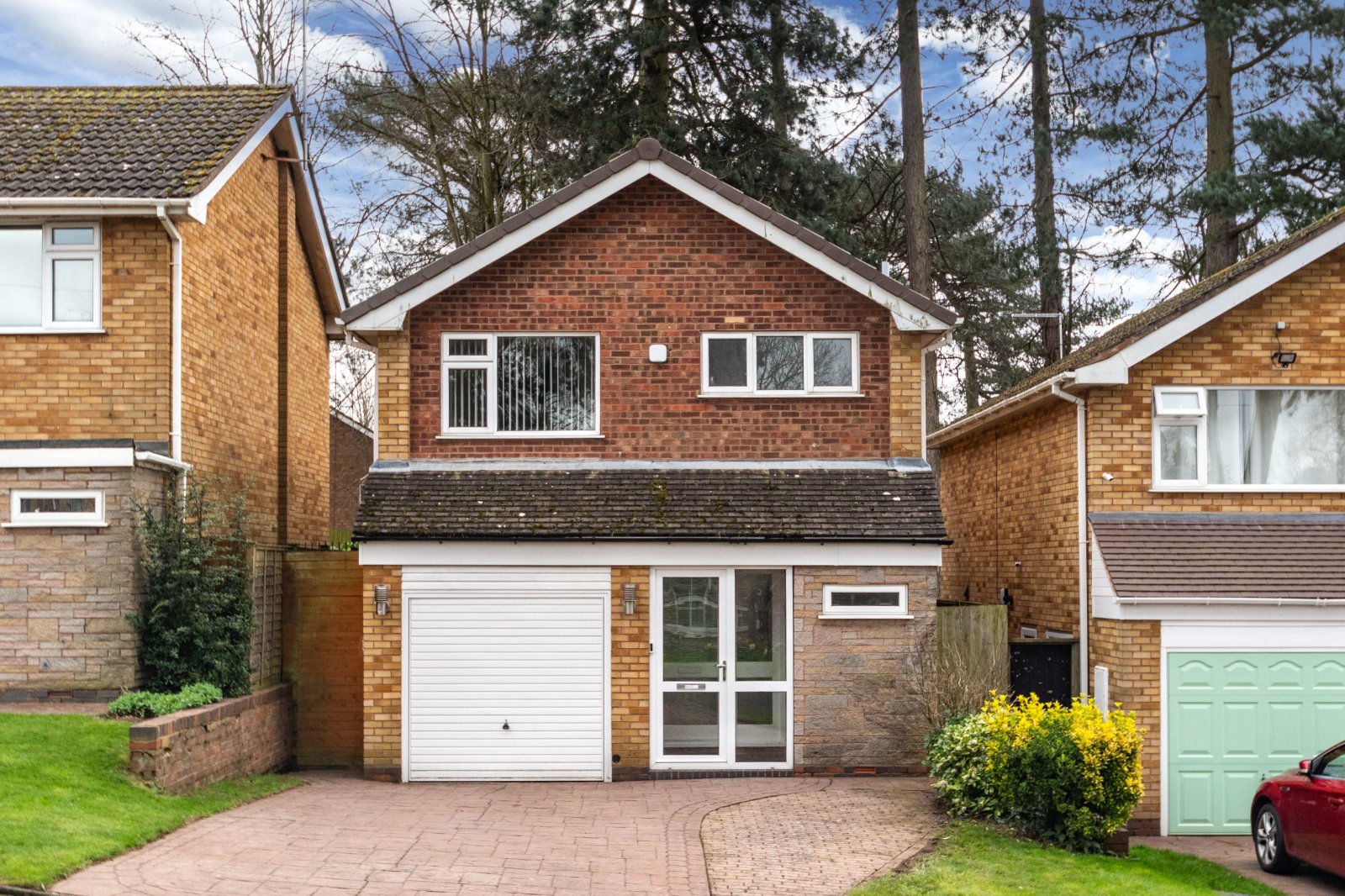 3 bed house for sale in Pineview, Birmingham - Property Image 1