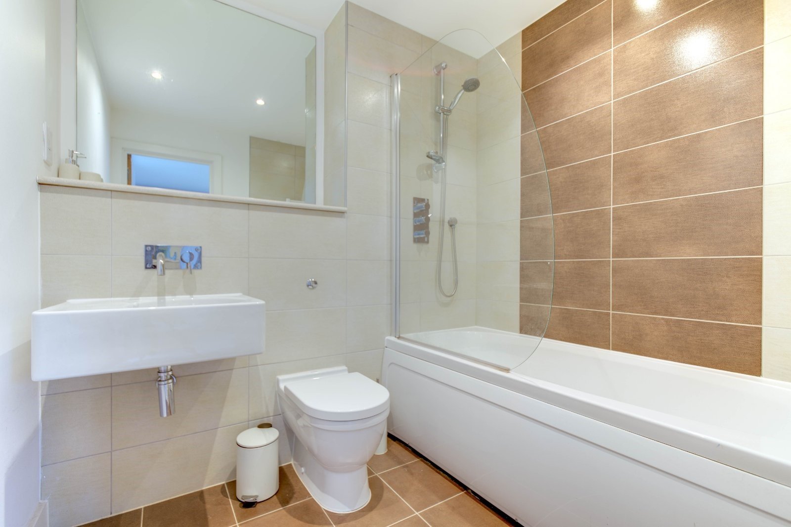 2 bed apartment for sale in Essex Street, Birmingham  - Property Image 11