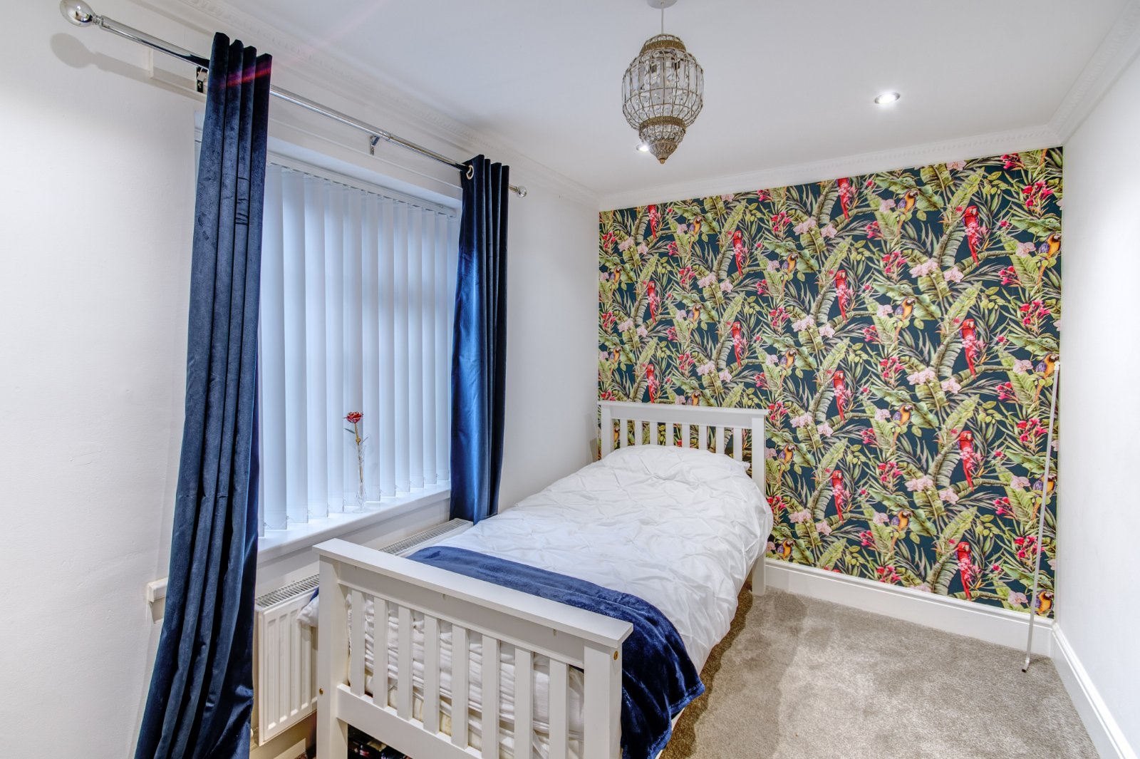 2 bed bungalow for sale in Hawes Lane, Rowley Regis 6