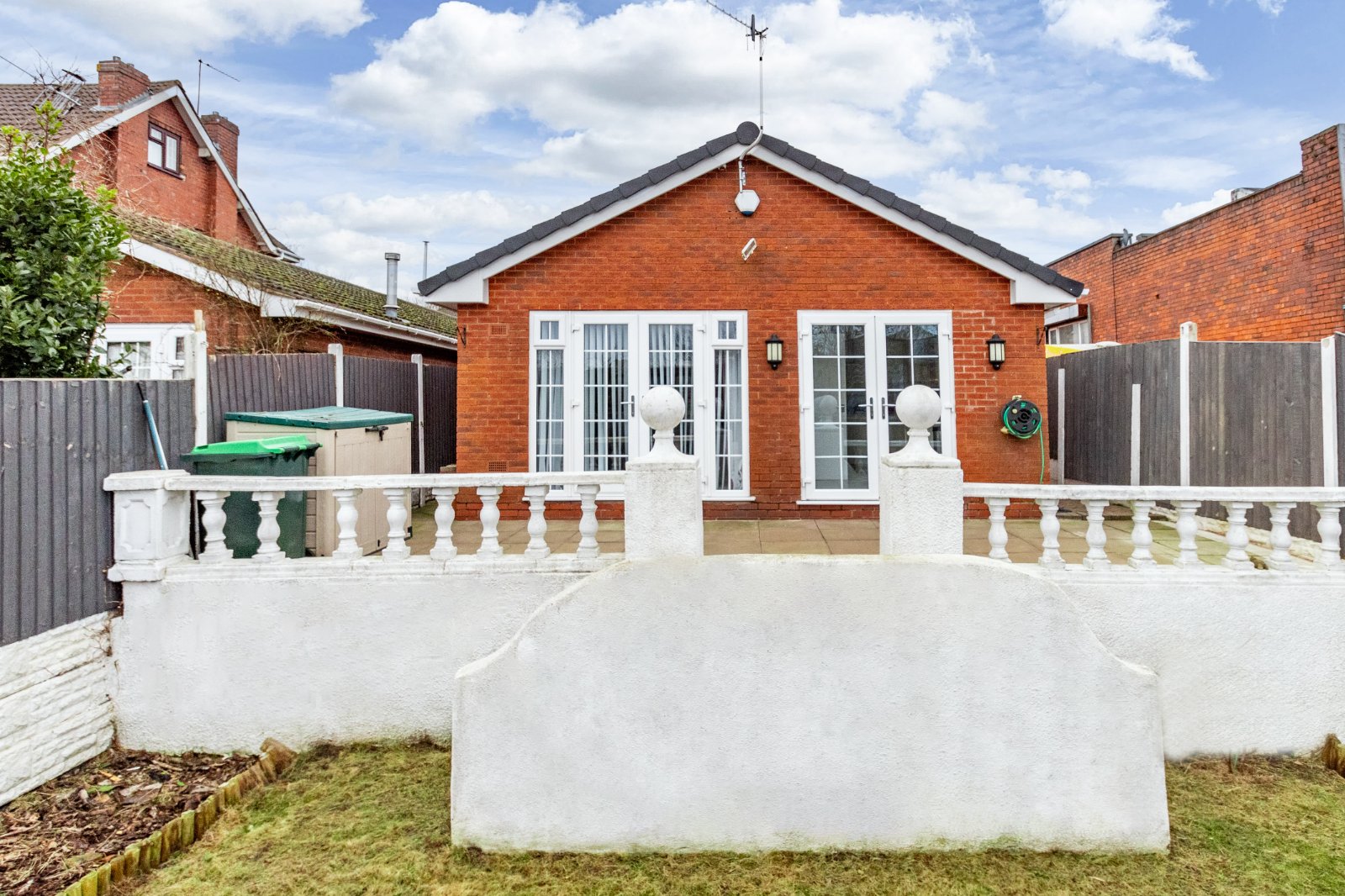 2 bed bungalow for sale in Hawes Lane, Rowley Regis  - Property Image 12