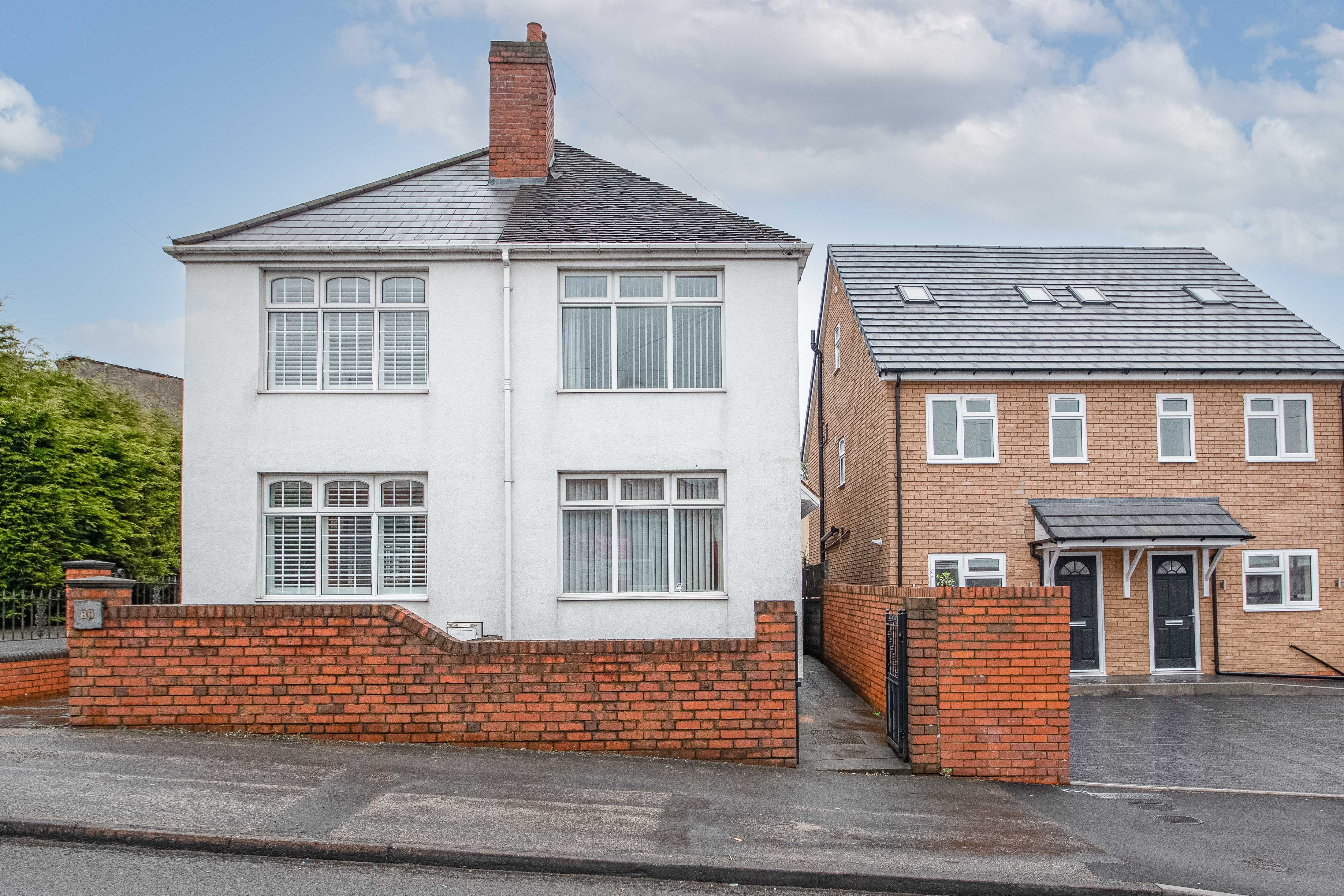 2 bed house for sale in Waterfall Lane, Cradley Heath  - Property Image 1