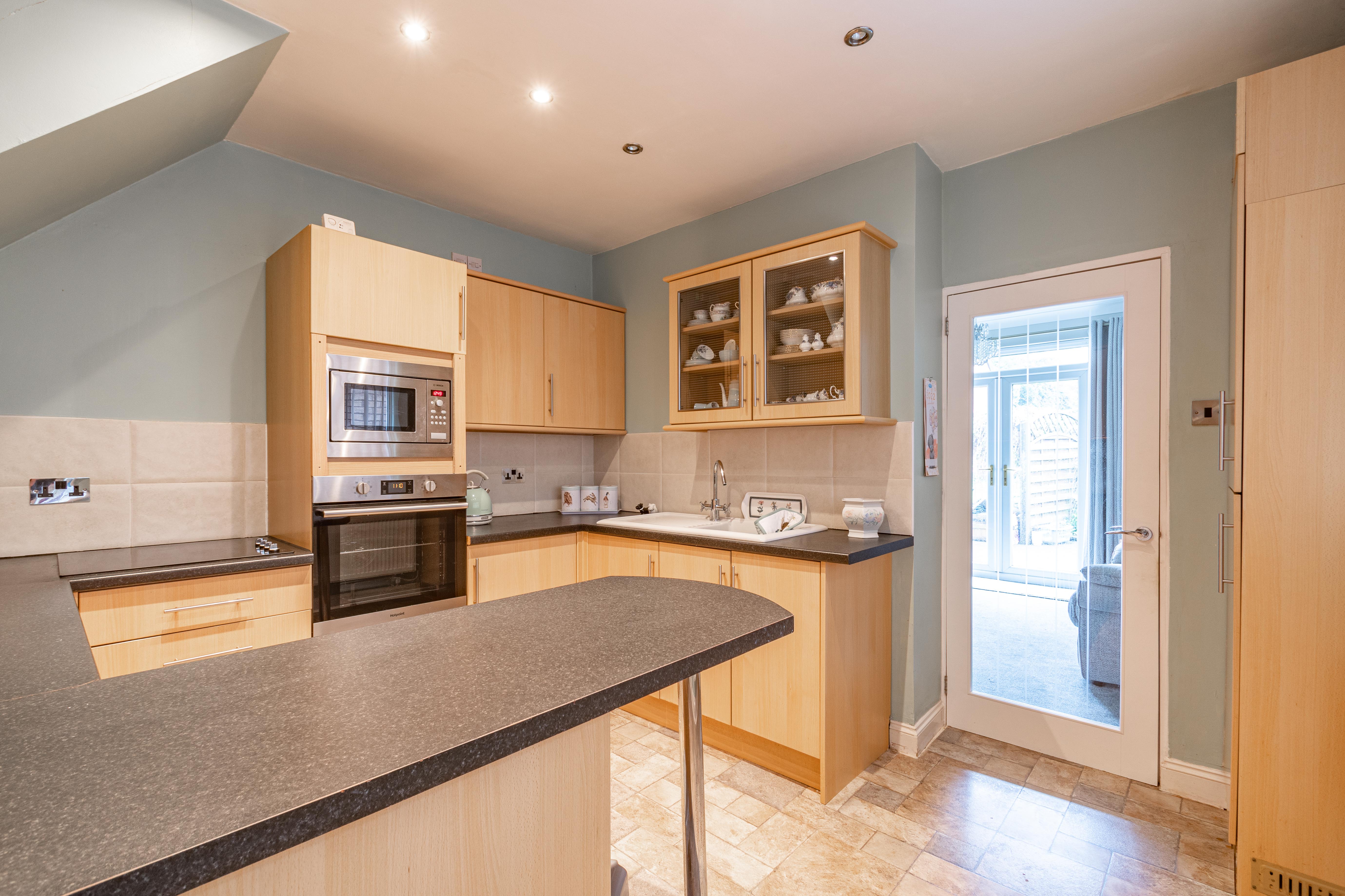 2 bed house for sale in Waterfall Lane, Cradley Heath  - Property Image 3