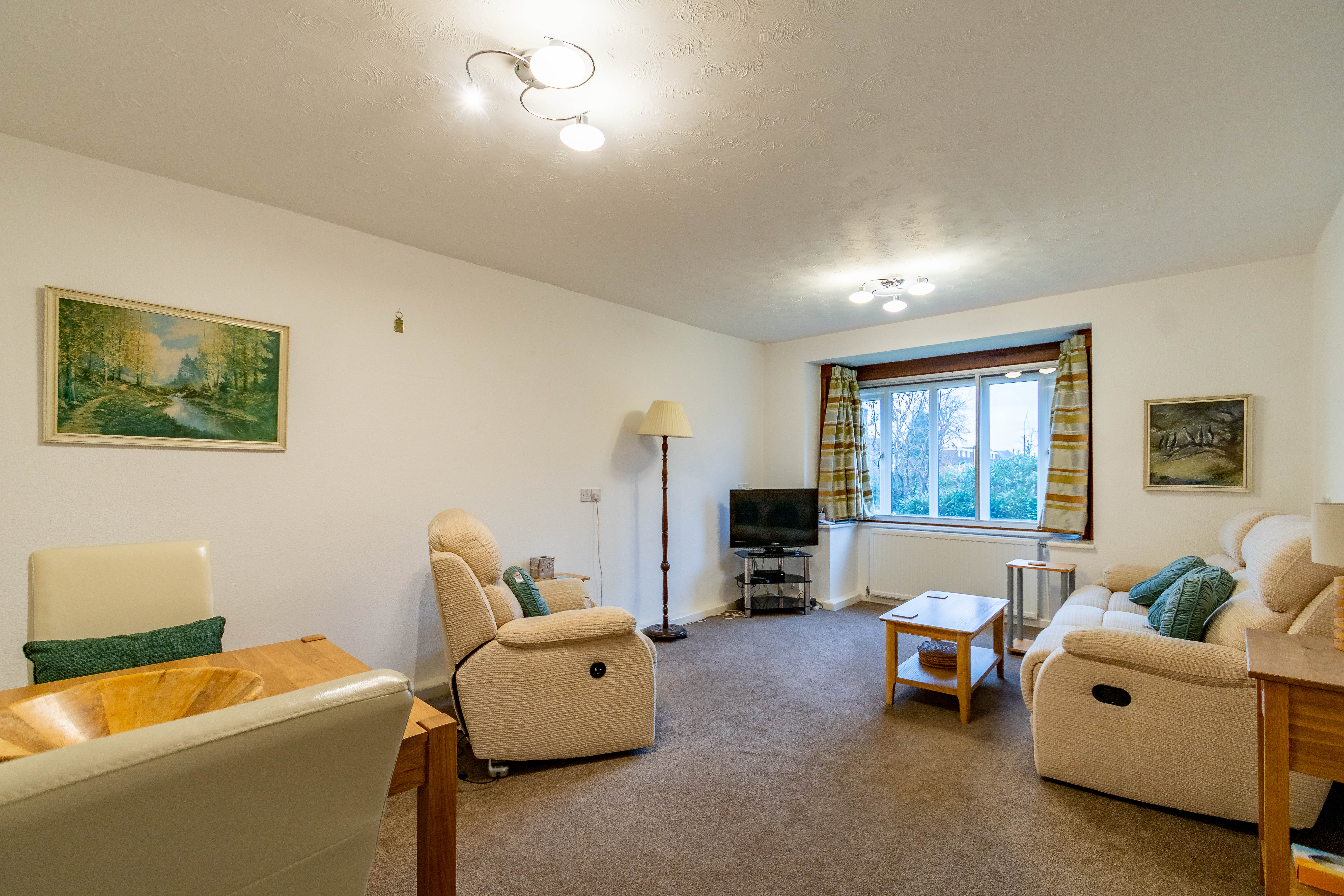 2 bed apartment for sale in Glasshouse Hill, Stourbridge  - Property Image 5