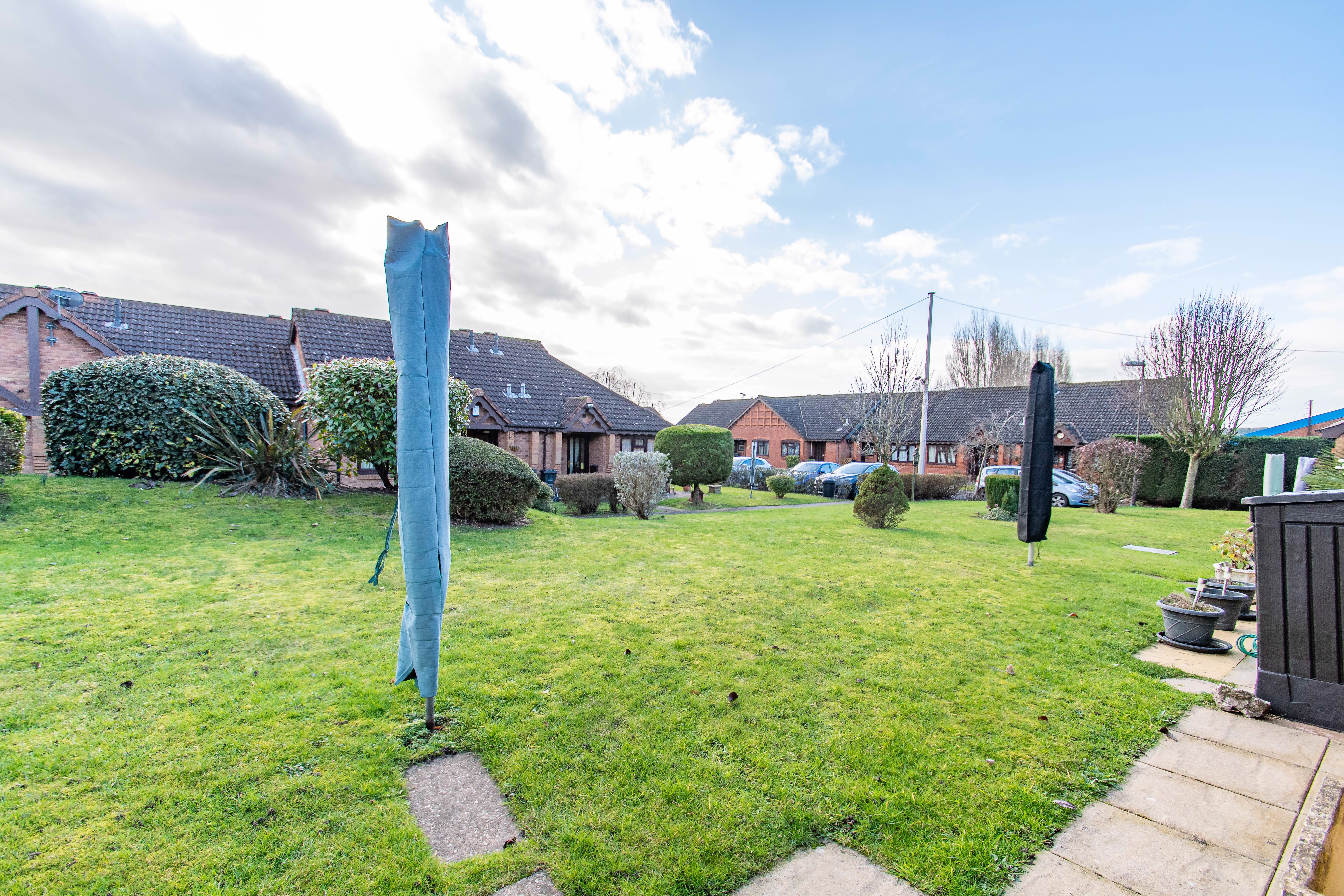 1 bed bungalow for sale in Westland Gardens, Stourbridge  - Property Image 8
