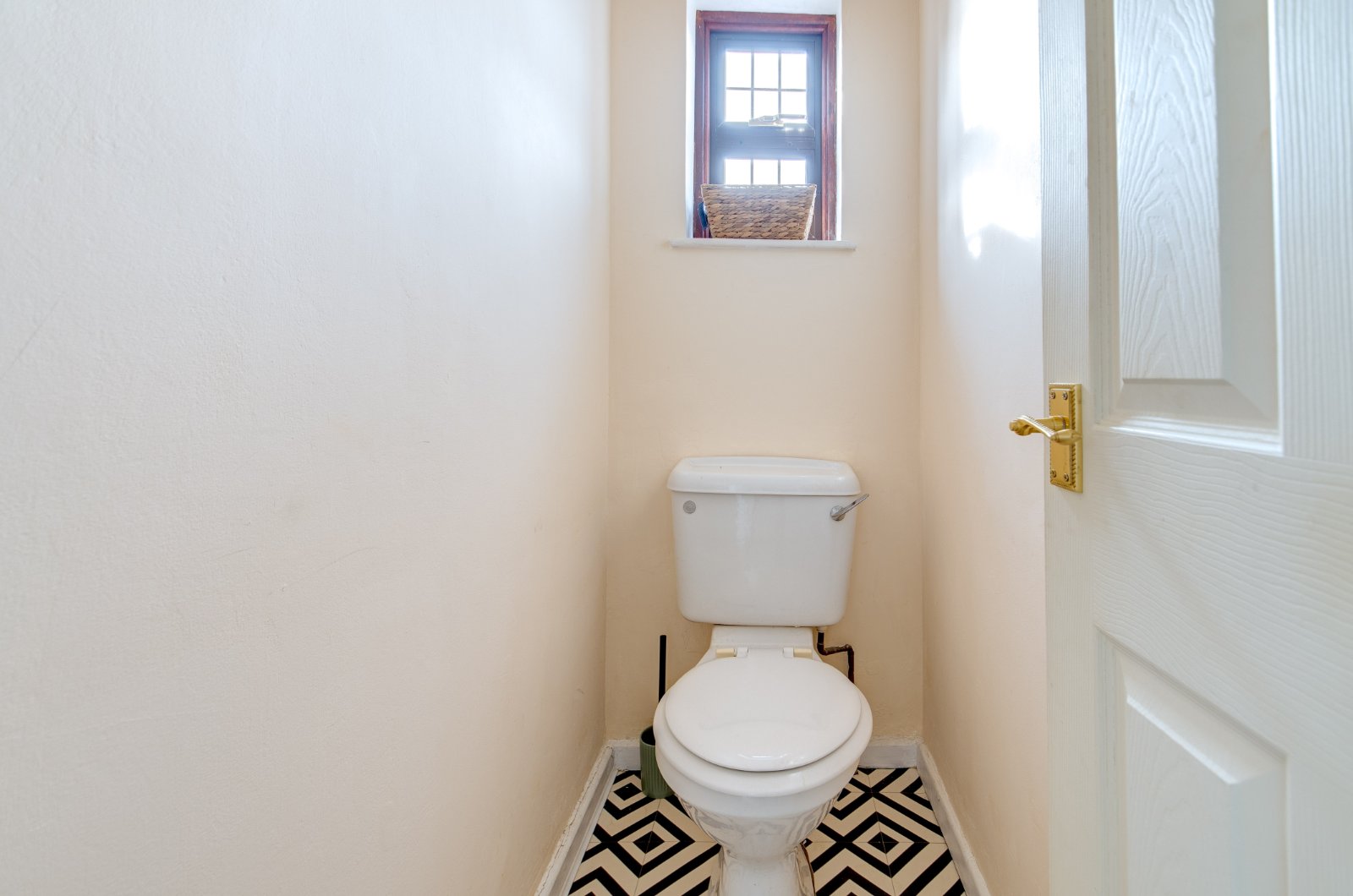3 bed house for sale in Worcester Lane, Stourbridge  - Property Image 11