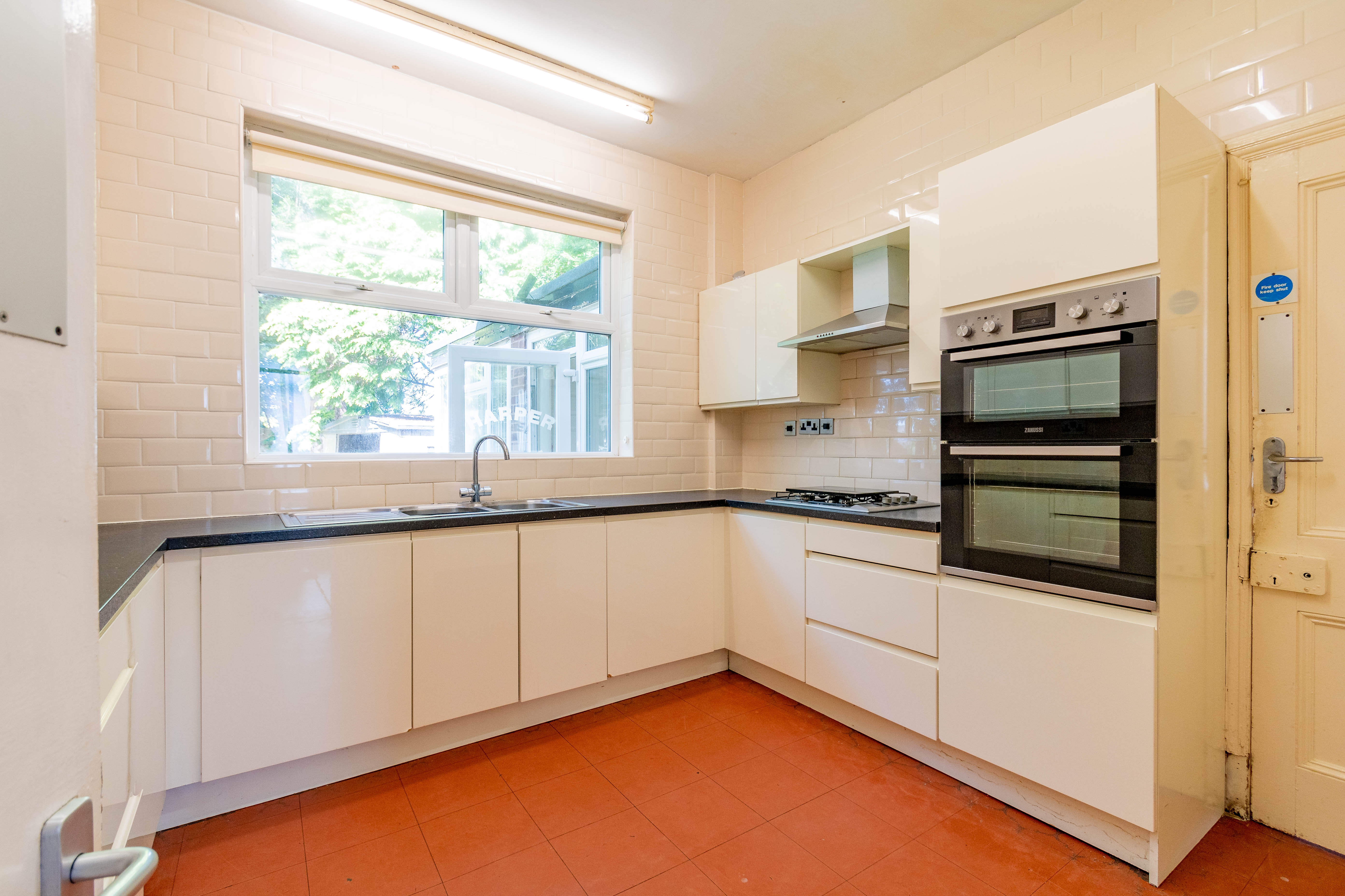 3 bed house for sale in Cathcart Road, Stourbridge 3