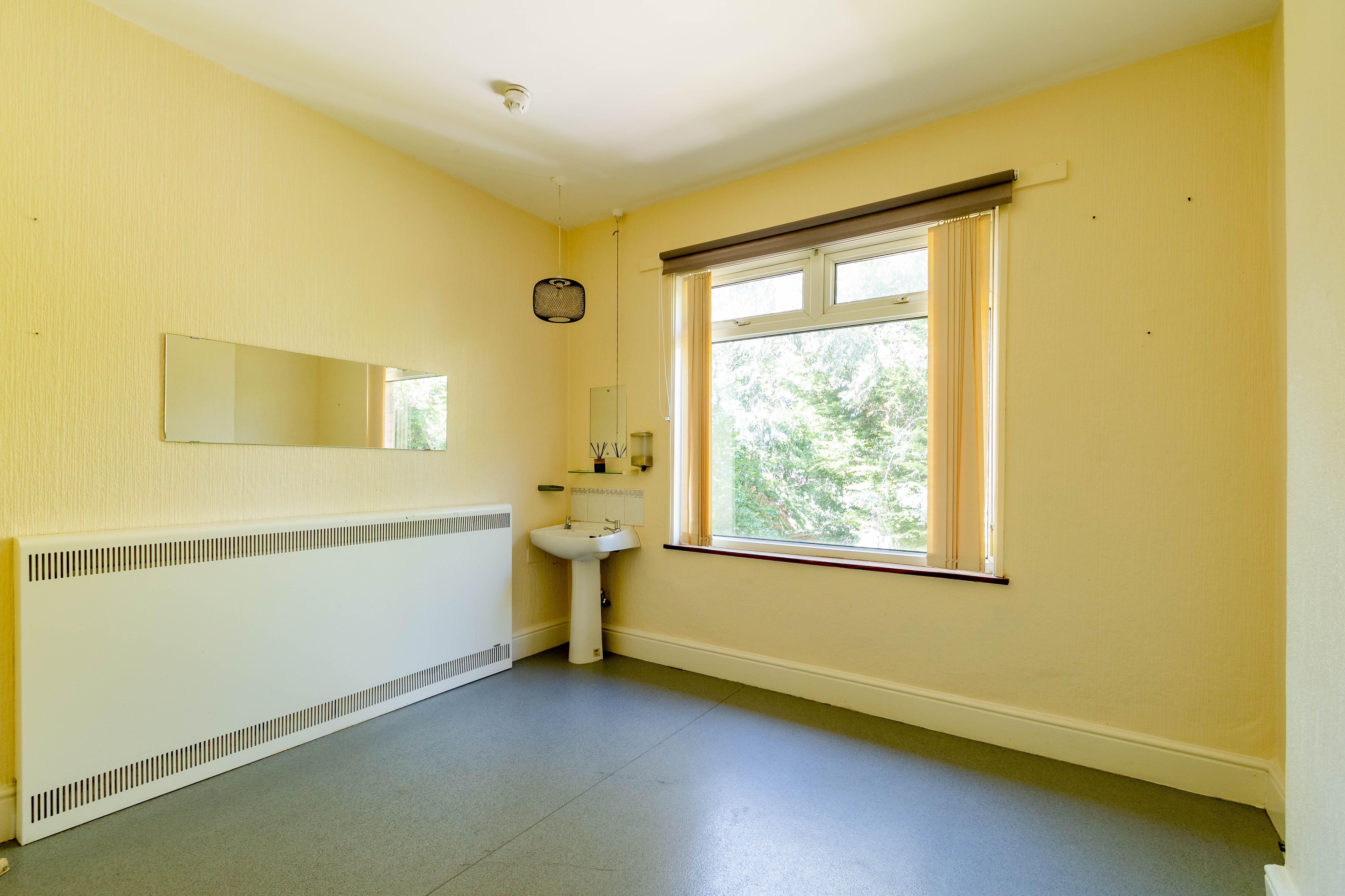 3 bed house for sale in Cathcart Road, Stourbridge  - Property Image 8