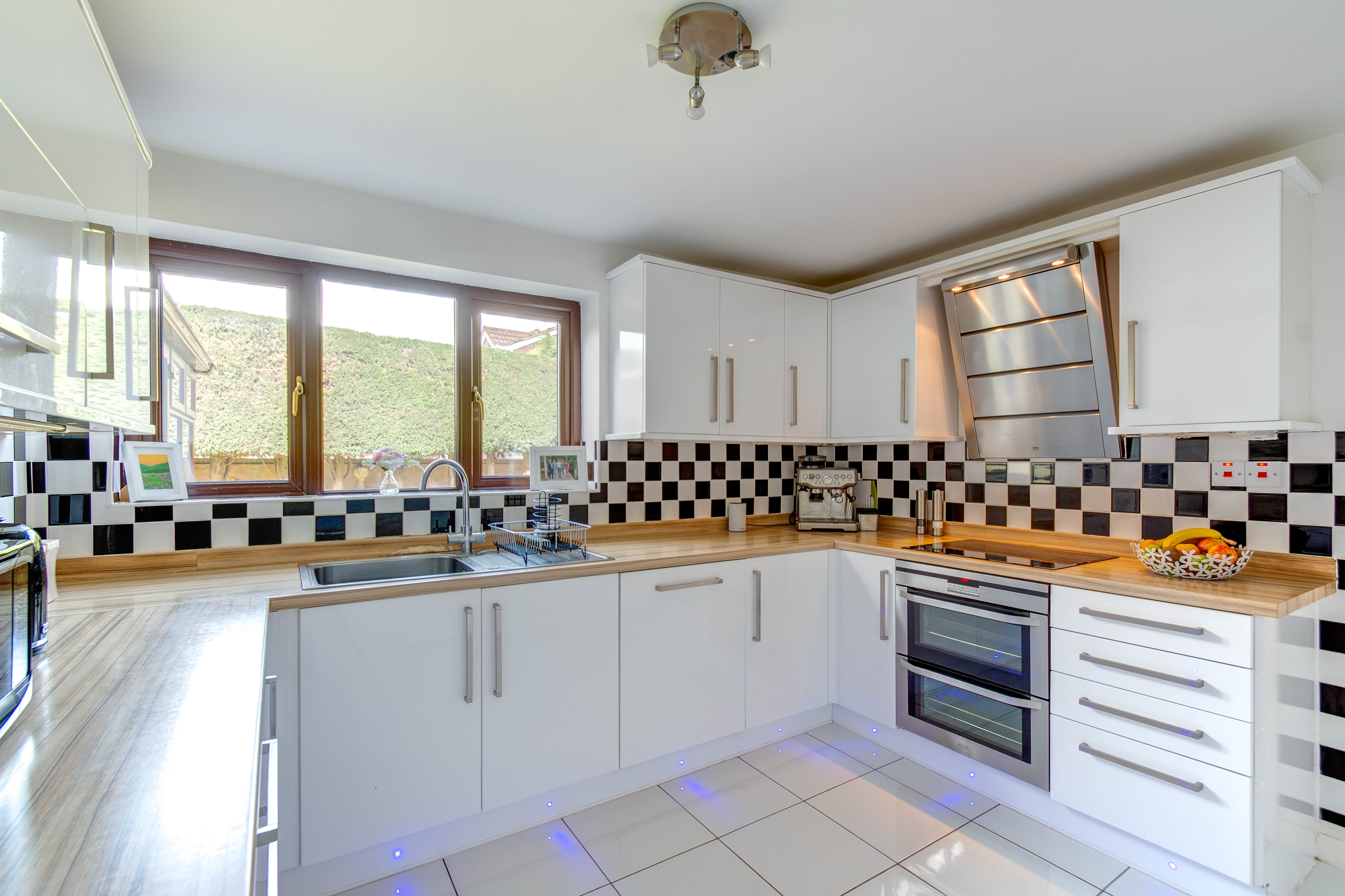 4 bed house for sale in Ashton Park Drive, Brierley Hill 3