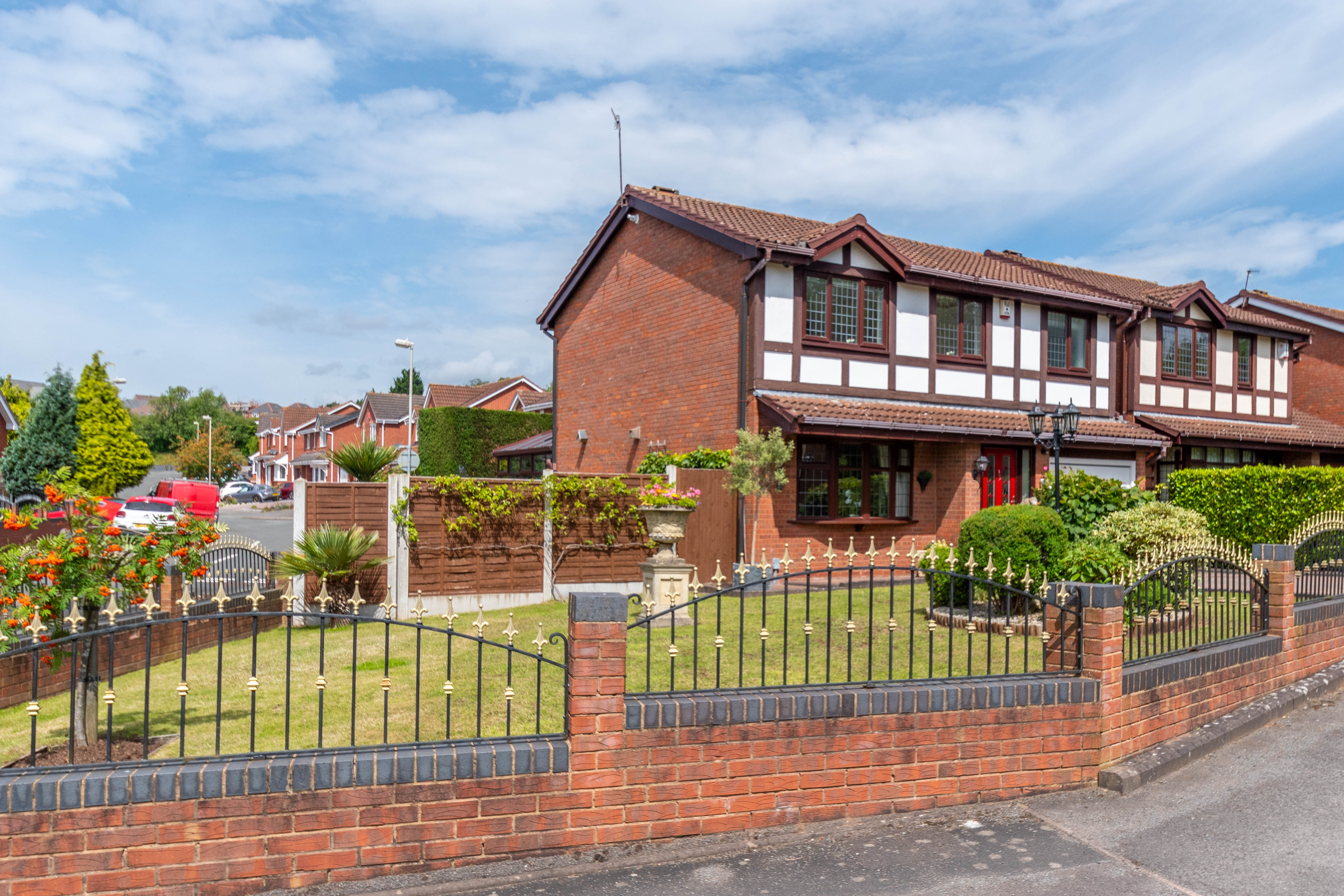 4 bed house for sale in Ashton Park Drive, Brierley Hill  - Property Image 20