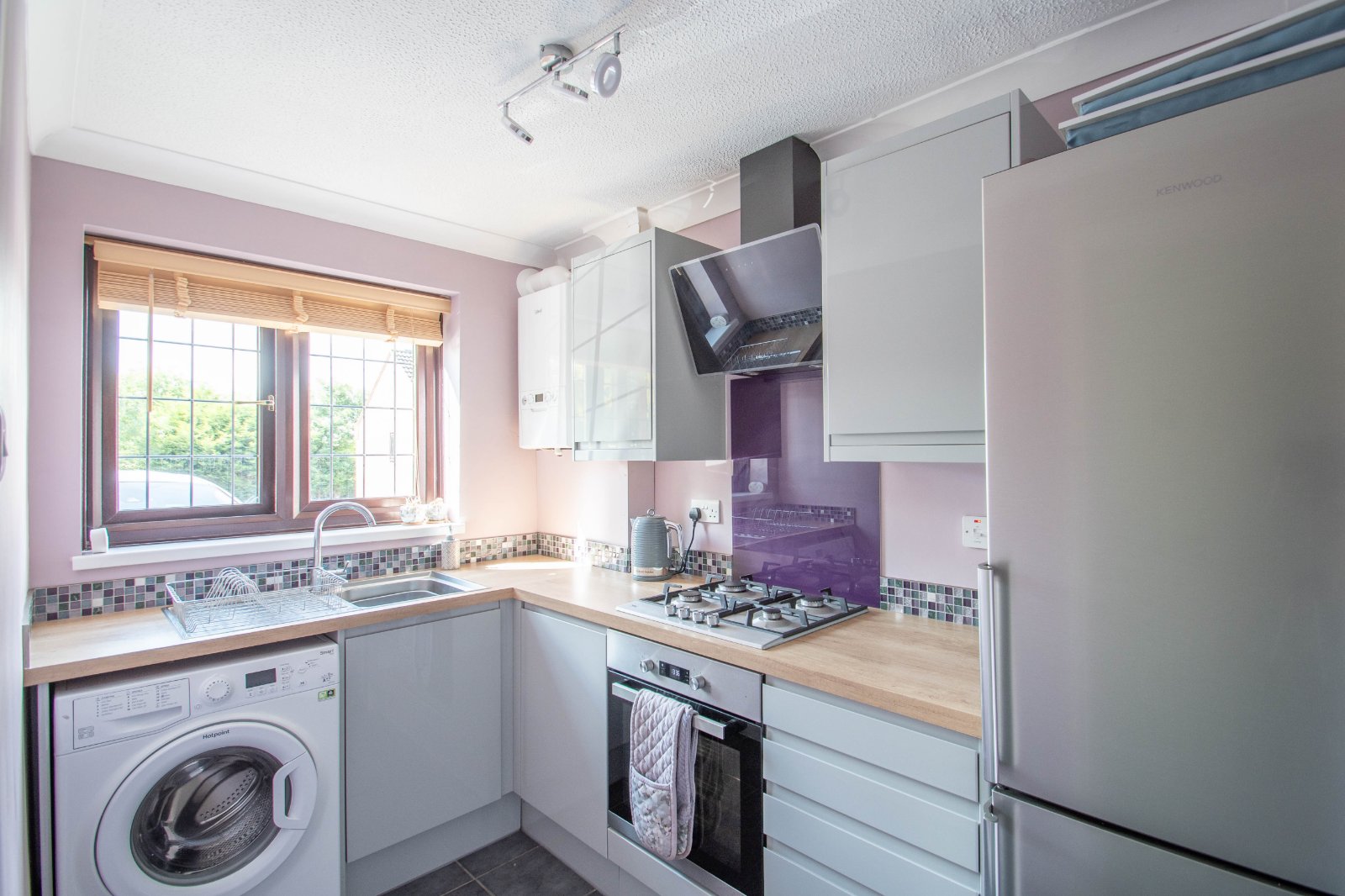 2 bed house for sale in Perrott Gardens, Brierley Hill 3