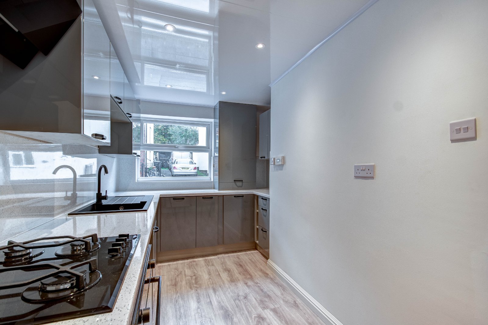 2 bed house for sale in Spring Street, Stourbridge  - Property Image 3