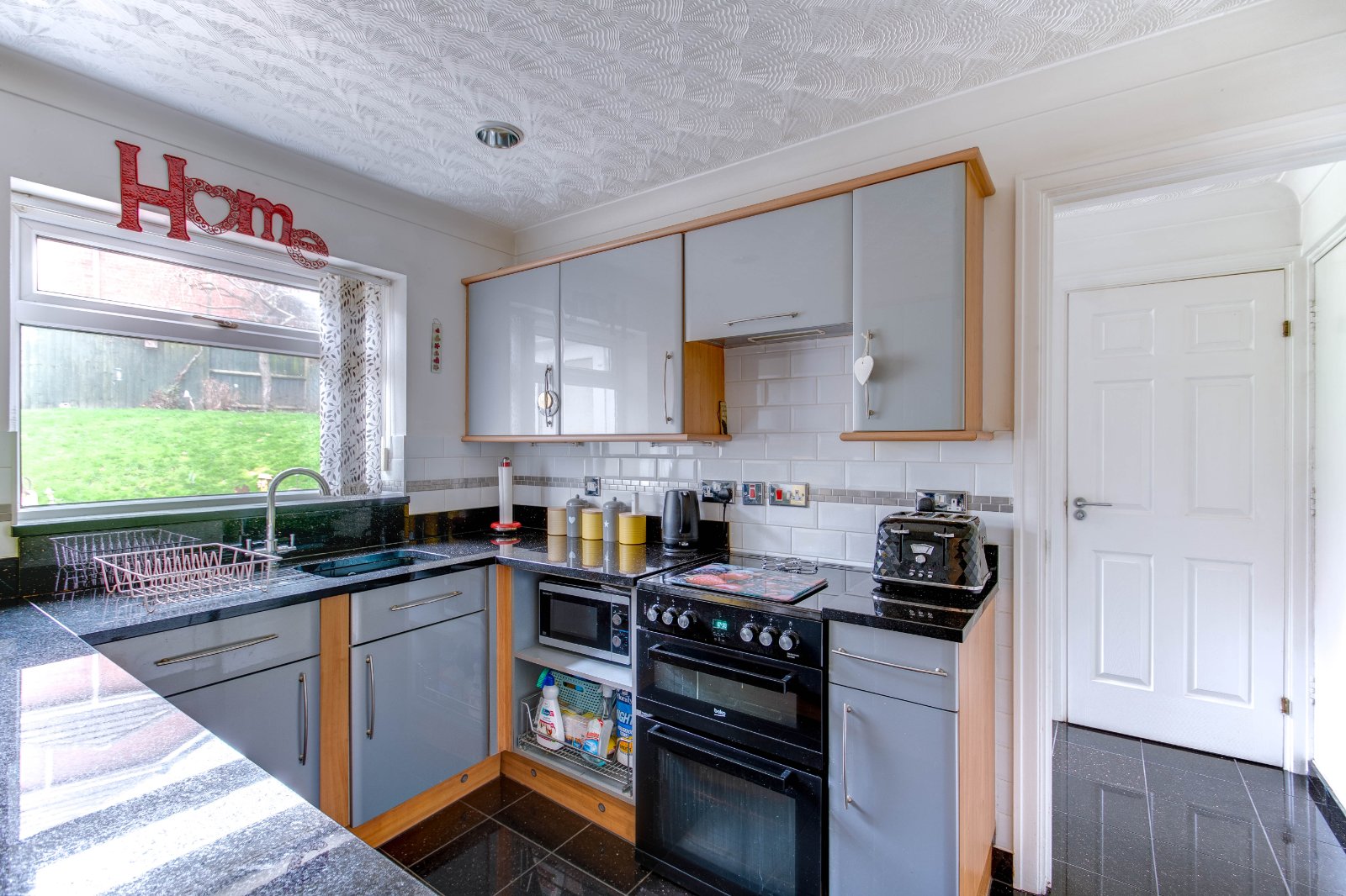 4 bed house for sale in Ormonde Close, Halesowen  - Property Image 4
