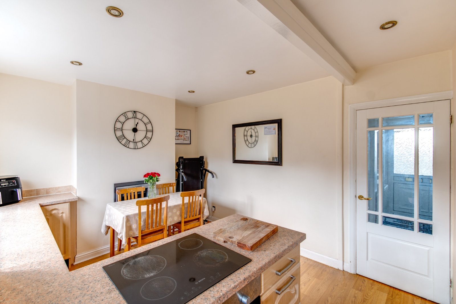 3 bed house for sale in Kingswinford Road, Dudley  - Property Image 2