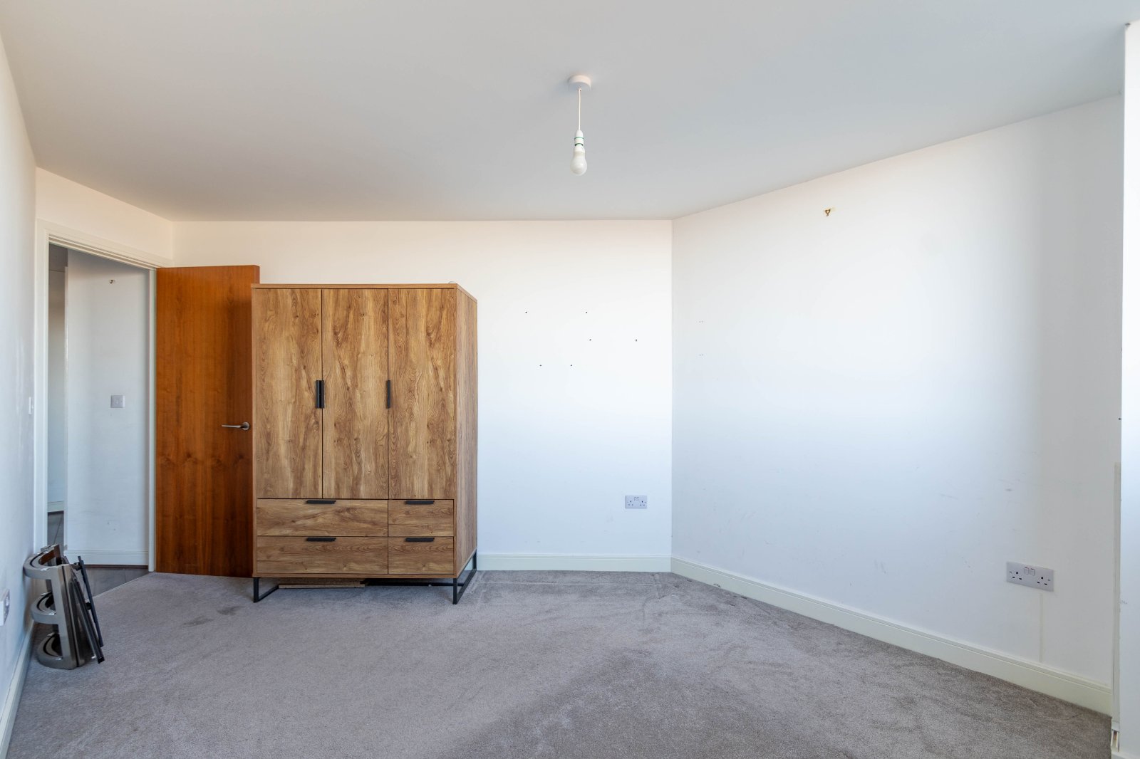2 bed apartment for sale in Waterfront West, Brierley Hill  - Property Image 8