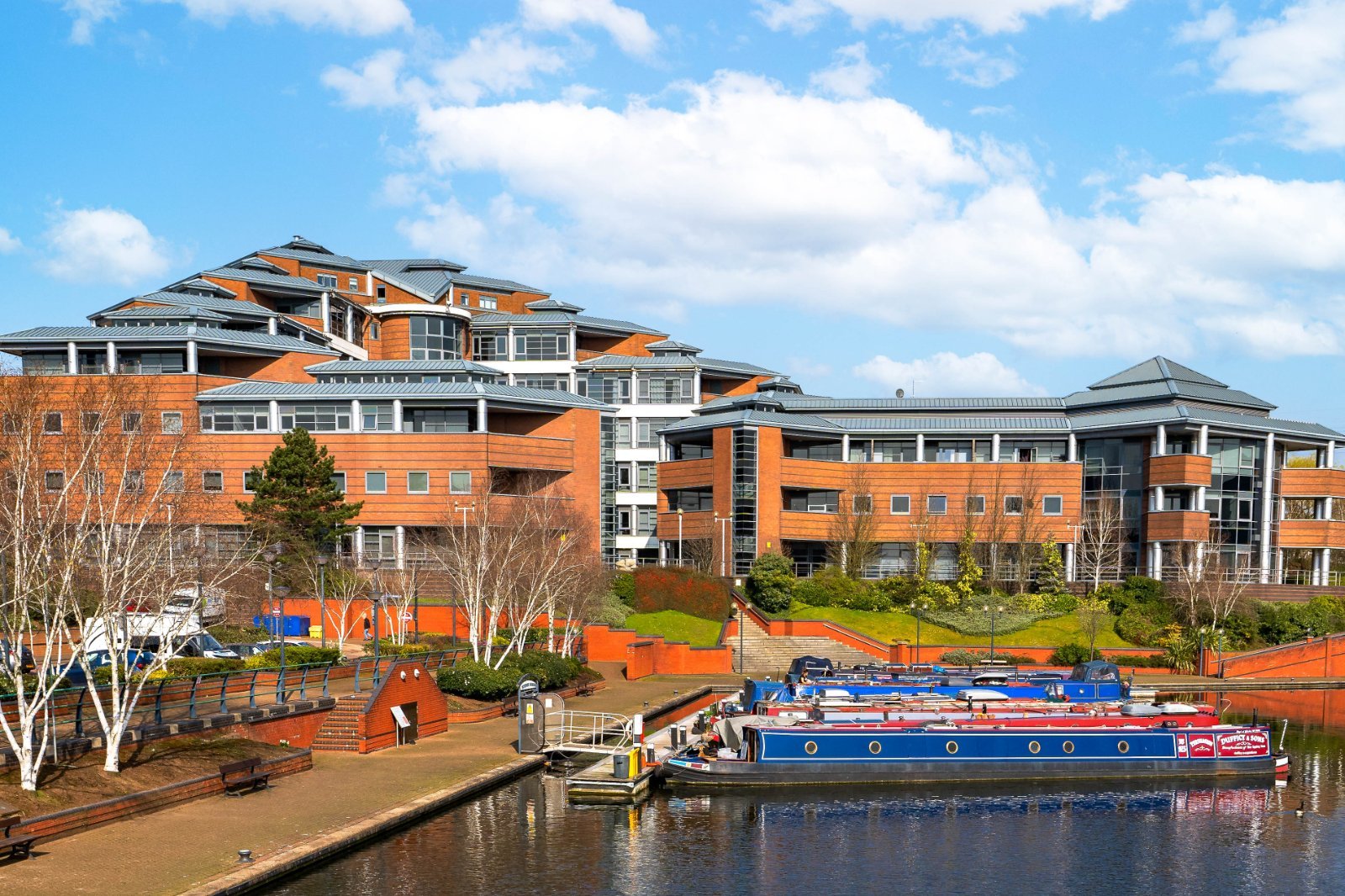 2 bed apartment for sale in Waterfront West, Brierley Hill 3