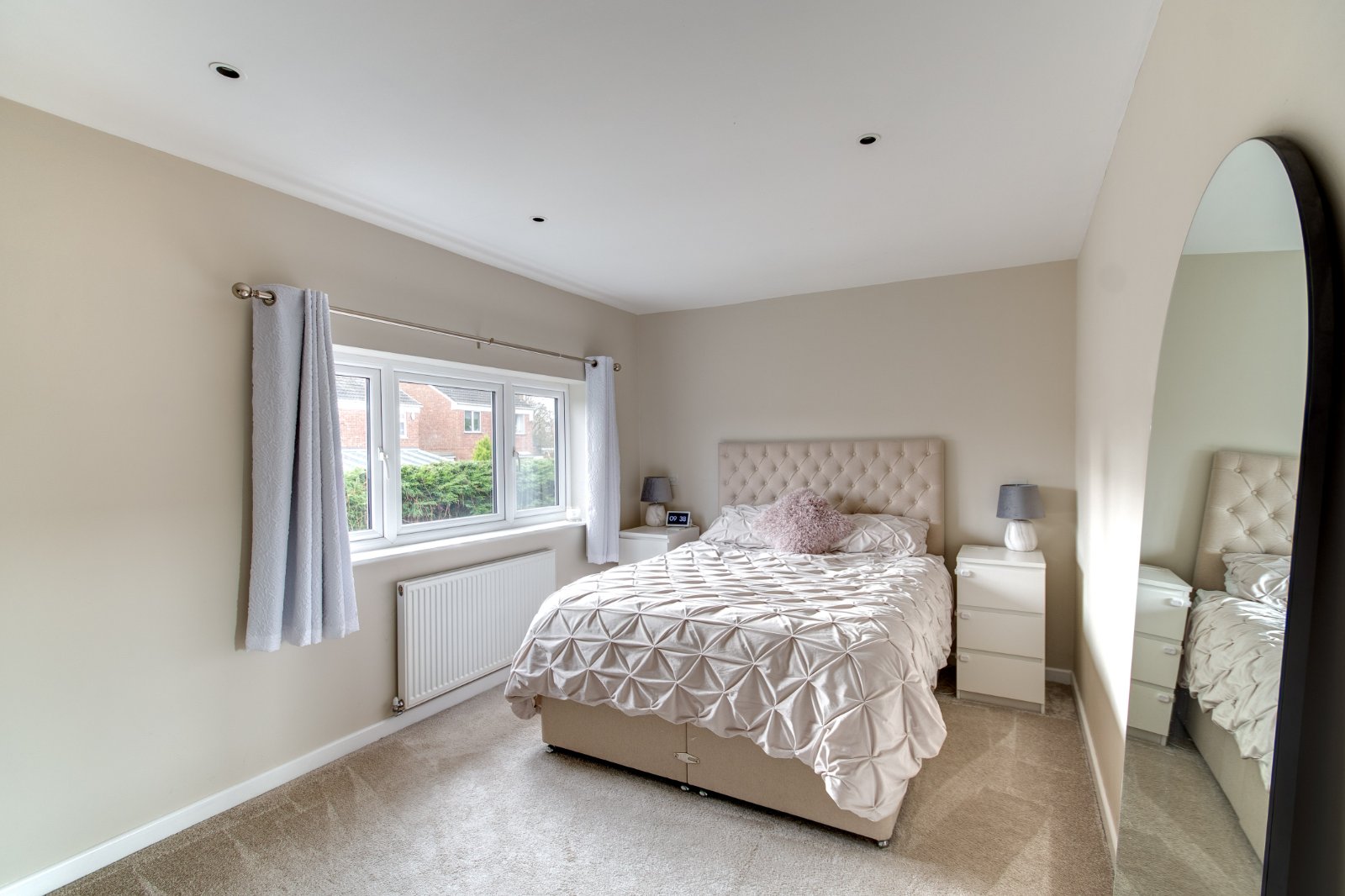 3 bed house for sale in Heath Farm Road, Stourbridge  - Property Image 8