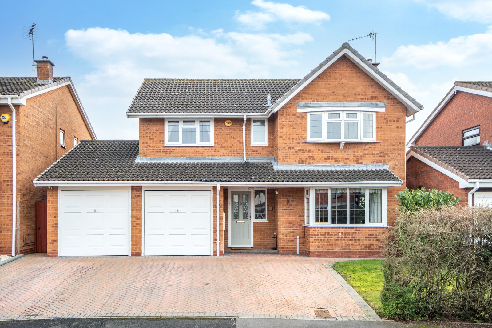 4 bed house for sale in Fircroft Close, Stoke Heath - Property Image 1