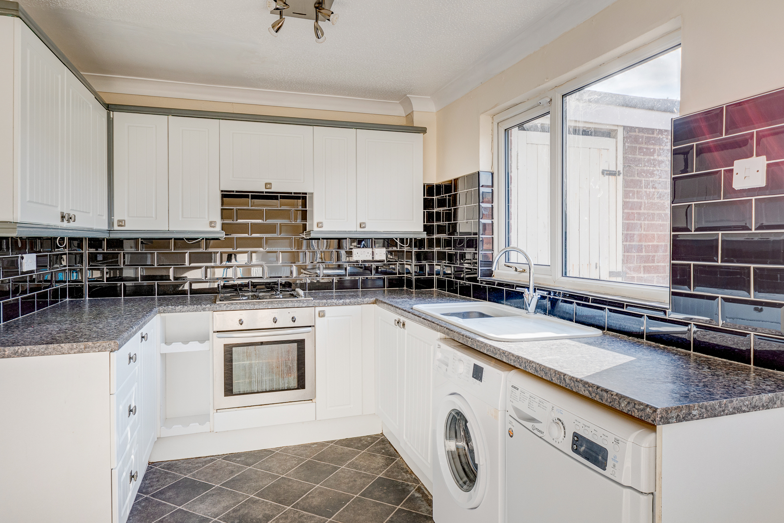 3 bed house for sale in Epsom Road, Catshill  - Property Image 15