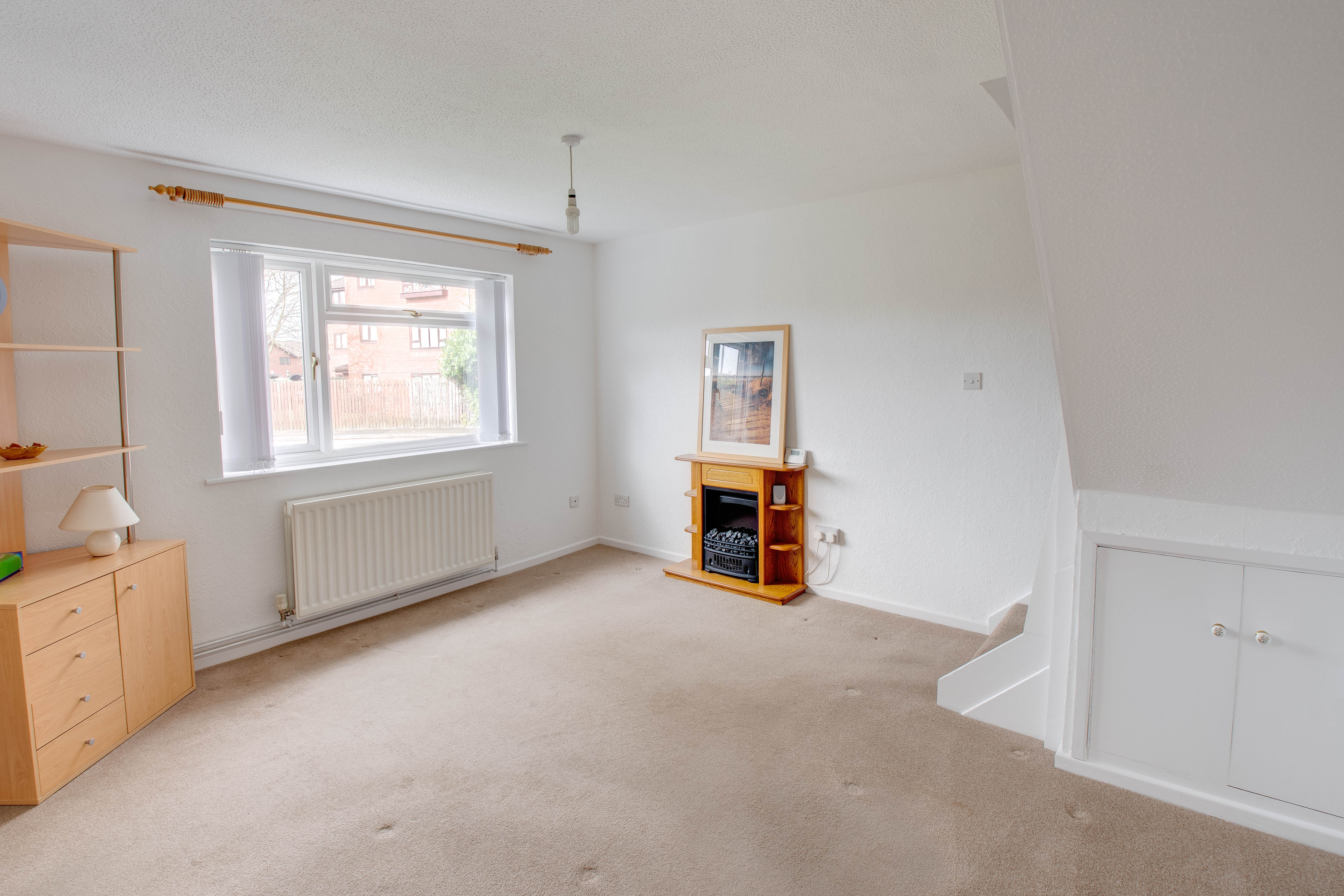 2 bed house for sale in Oakhurst Drive, Bromsgrove 1