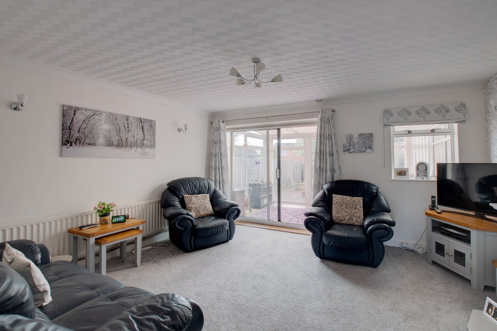 3 bed house for sale in Stourbridge Road, Bromsgrove  - Property Image 3