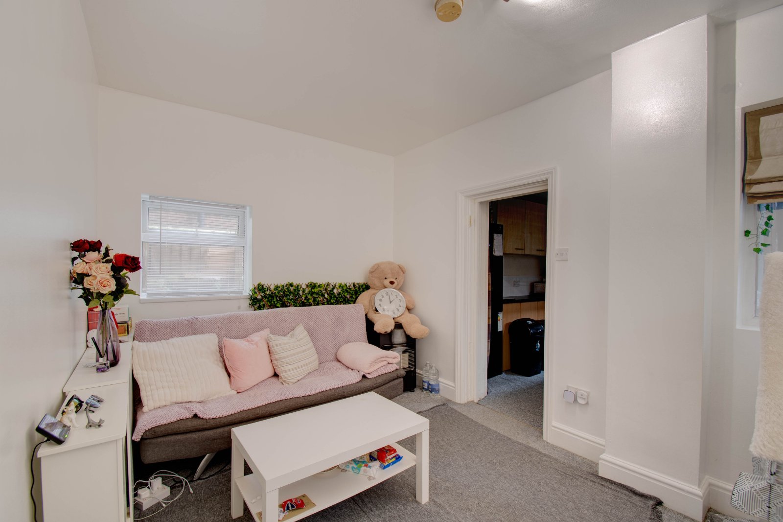 2 bed house for sale in Watt Close, Bromsgrove 1