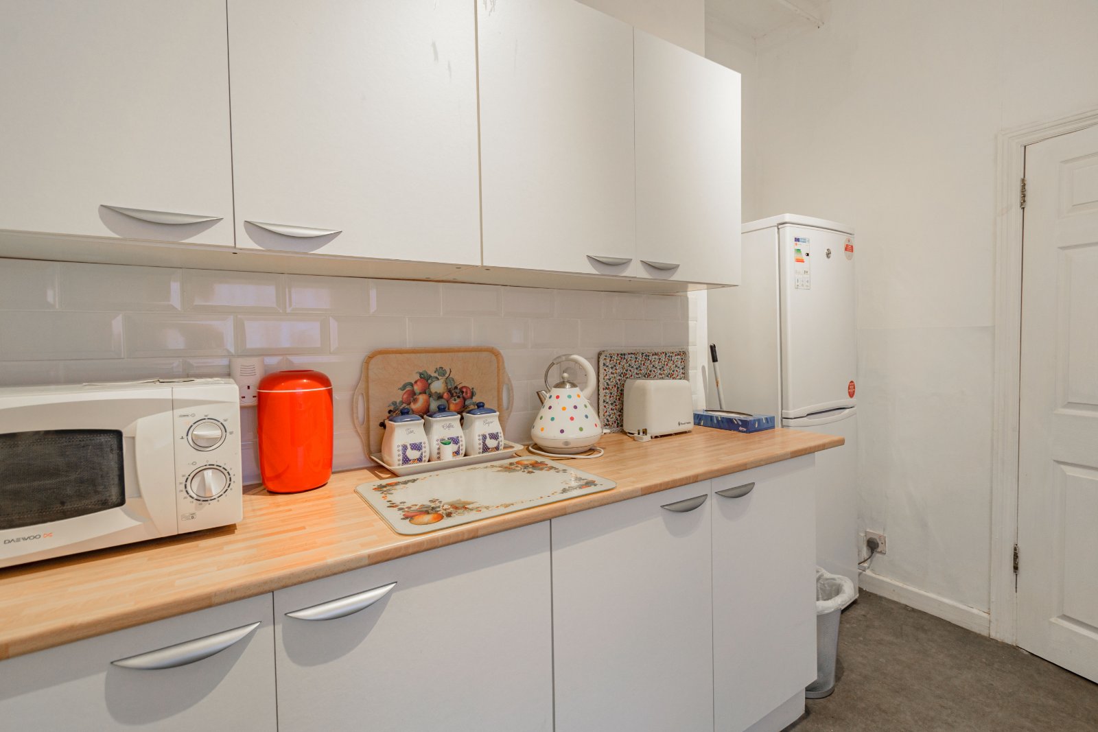 2 bed house for sale in Watt Close, Bromsgrove 3