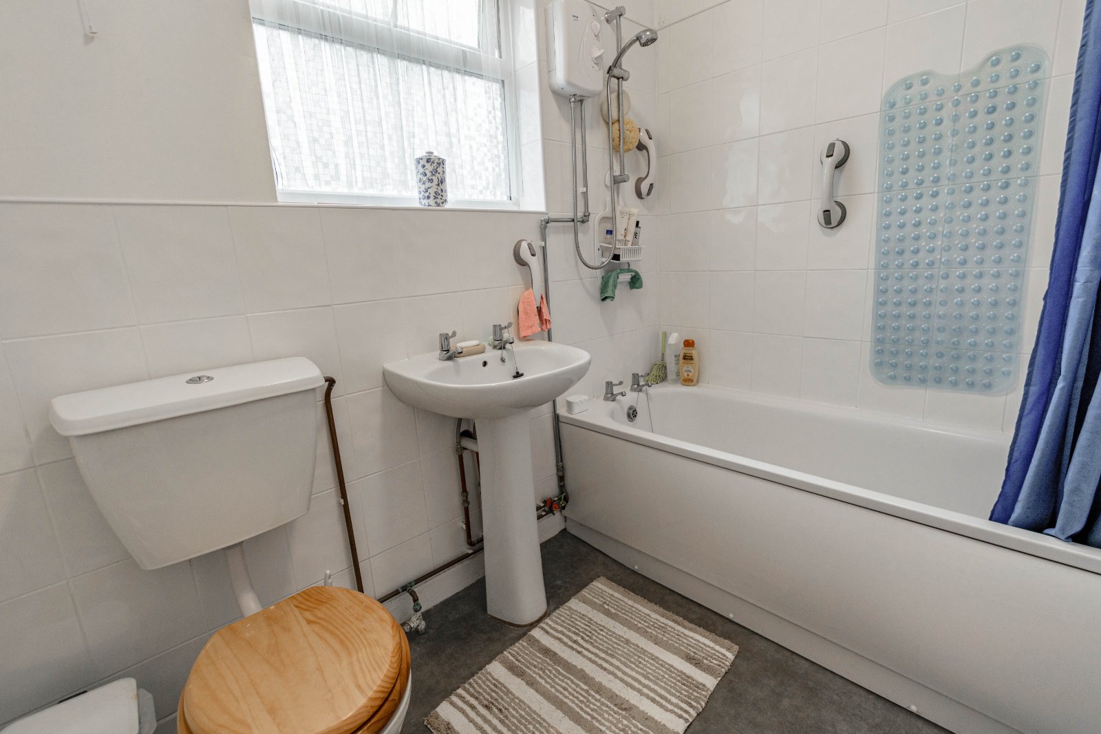 2 bed house for sale in Watt Close, Bromsgrove 4